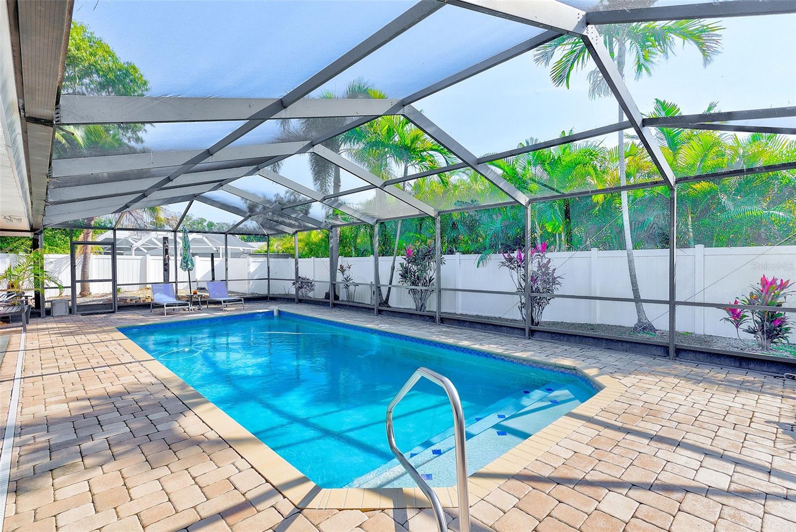 OAKHURST PARK 1ST ADD - Residential Lease