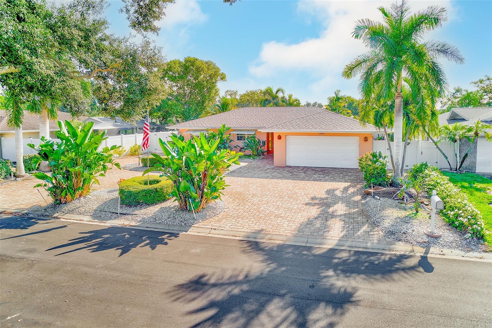 OAKHURST PARK 1ST ADD - Residential Lease