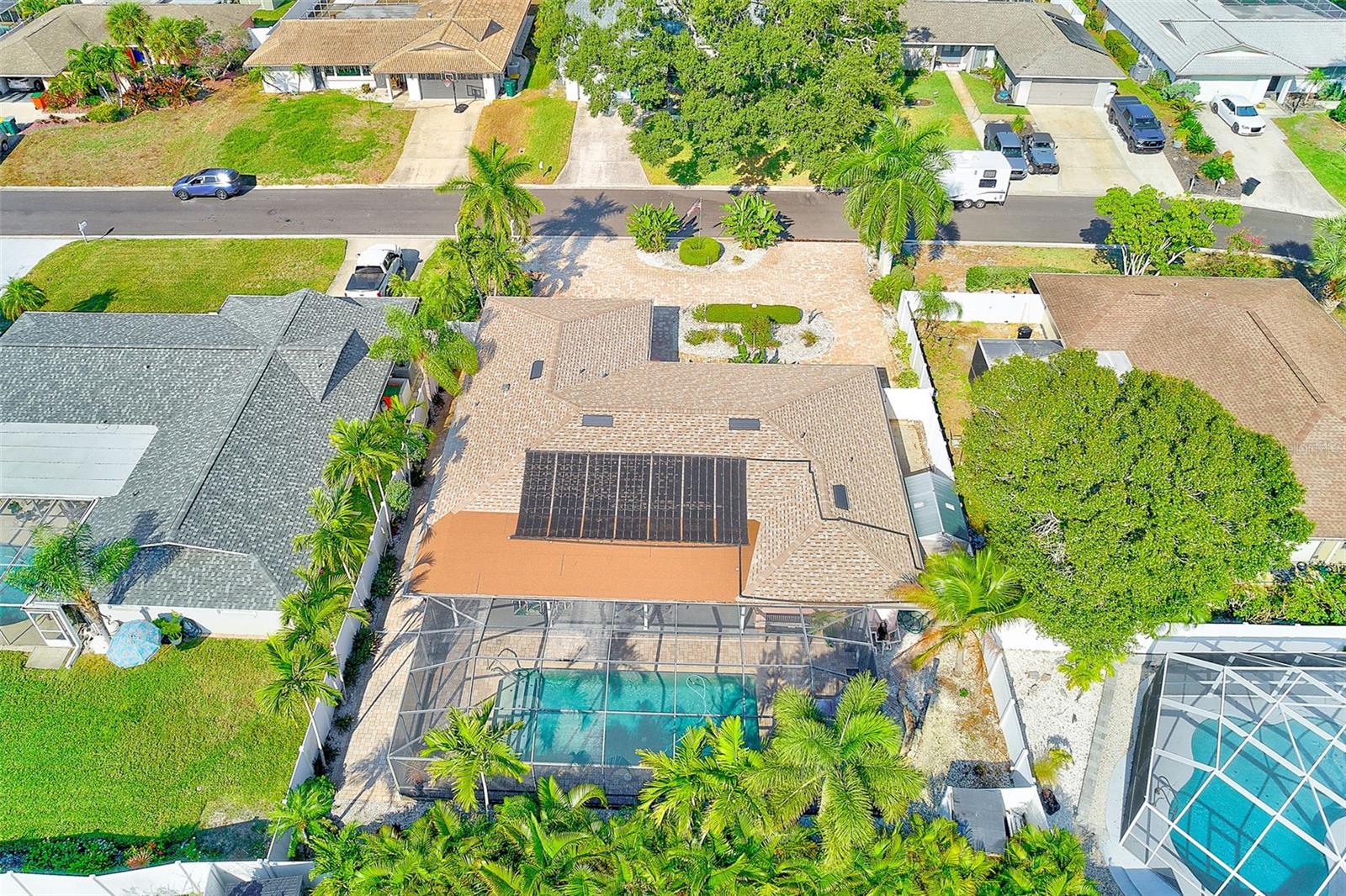 OAKHURST PARK 1ST ADD - Residential Lease