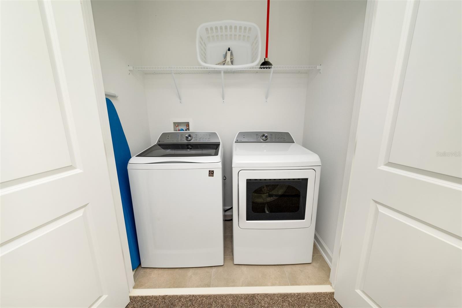 COVE AT STOREY LAKE 4 - Residential