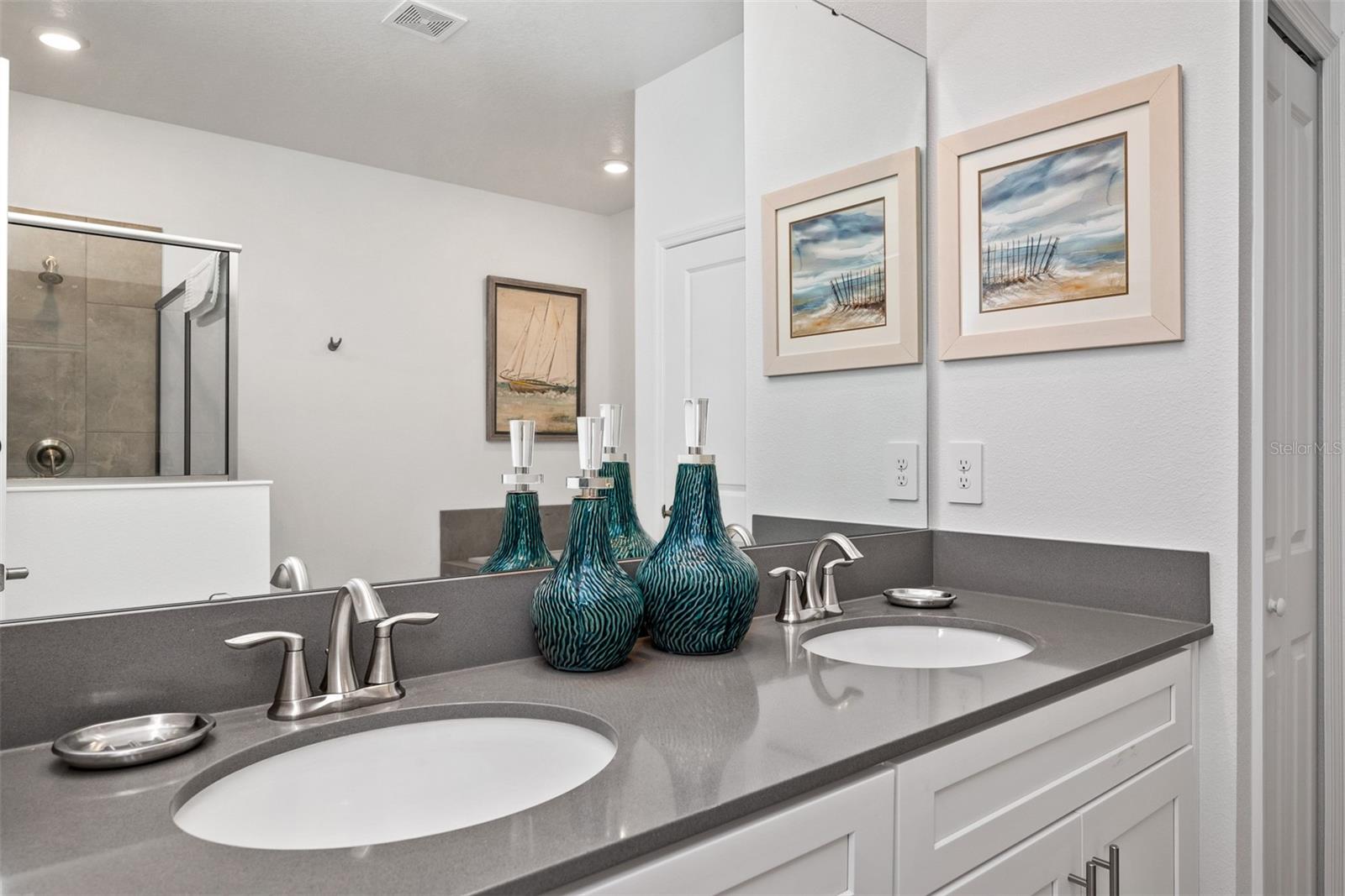 COVE AT STOREY LAKE 4 - Residential