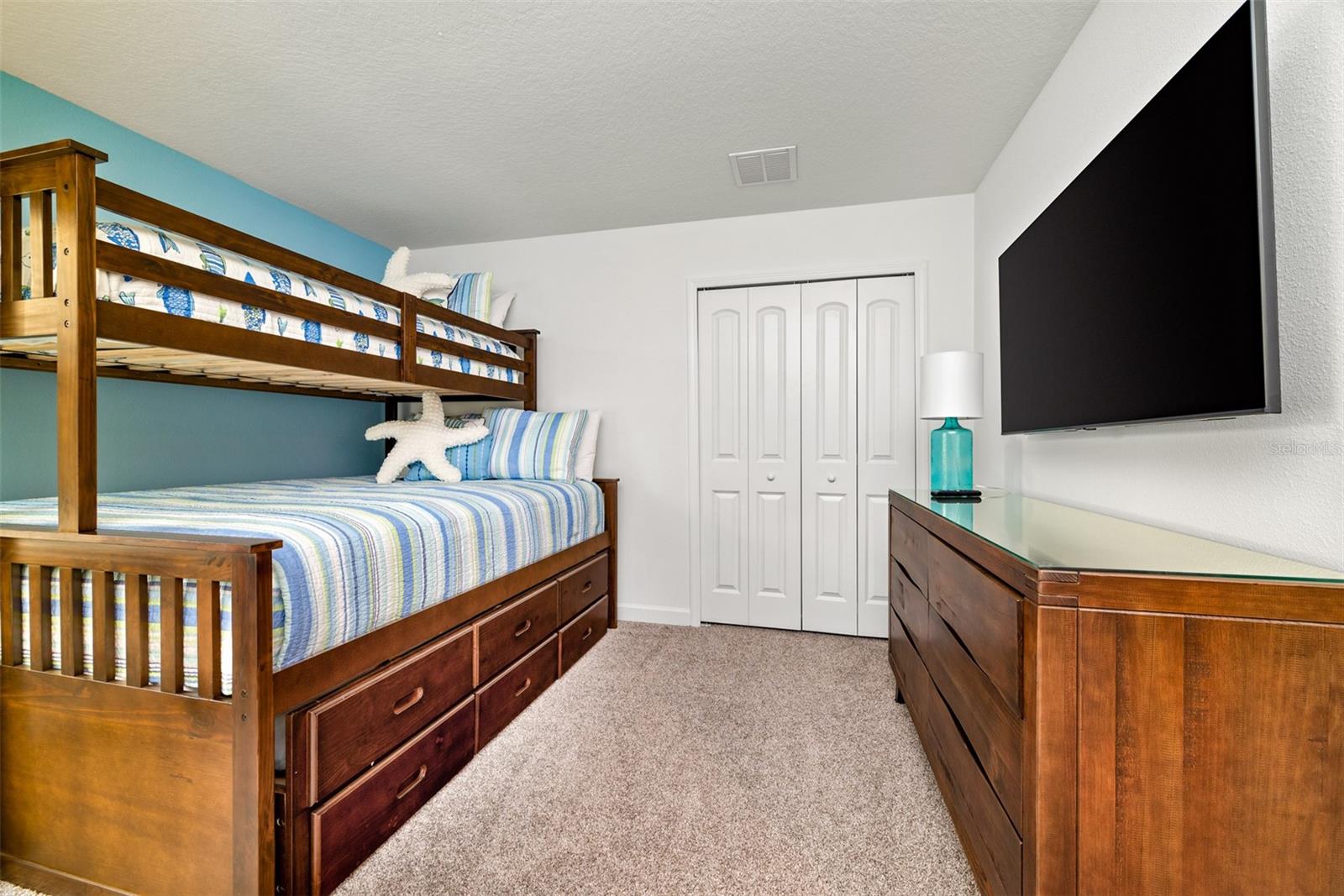 COVE AT STOREY LAKE 4 - Residential