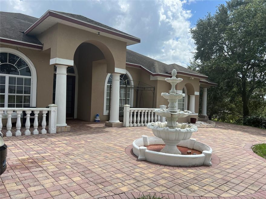 BEAUTIFUL 4 BED 3 BATH COUNTRY ESTATE HOME ON 4.6 FENCED ACRES.  TALL CEILINGS, LARGE PICTURE WINDOWS FOR PLENTY OF NATURAL LIGHT, LARGE 1000SQ FT LANAI FOR ENTERTAINING. MANY FRUIT TREES, MANGO, STAR FRUIT, ORANGE, LEMON AND OTHERS. THERE IS A CHICKEN COOP IF YOU WANT TO HAVE CHICKENS, READY TO USE, SOCCER AND VOLLEYBALL AREA FOR YOUR ENJOYMENT. ONE THE GARAGES HAS BEEN CONVERTED TO A STATE OF THE ART GYM. HOUSE HAS BUILT IN BAR, FURNITURE CAN BE INCLUDED IN THE RENT. PLENTY OF SPACE TO ENJOY. COUNTY LIVING AT ITS FINEST.