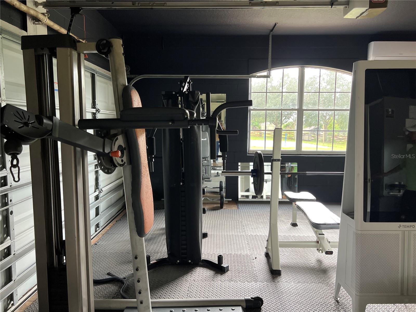 LAKE MONTGOMERY ESTATES SUB - Residential Lease