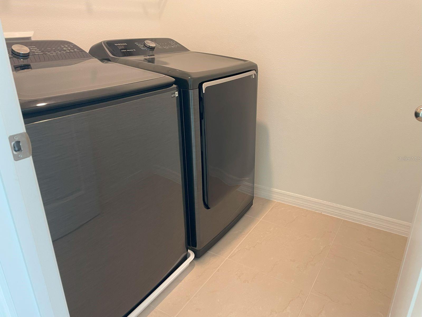 WHISPERING PINES PH 1 - Residential Lease