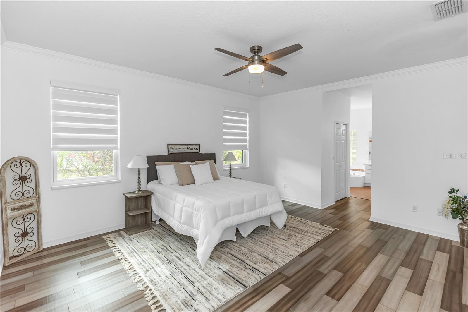 WOODBOUND LAKES SUB - Residential