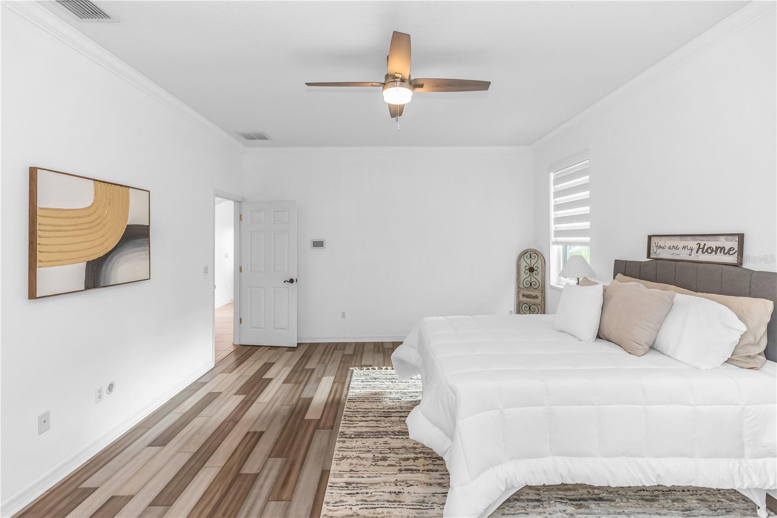 WOODBOUND LAKES SUB - Residential