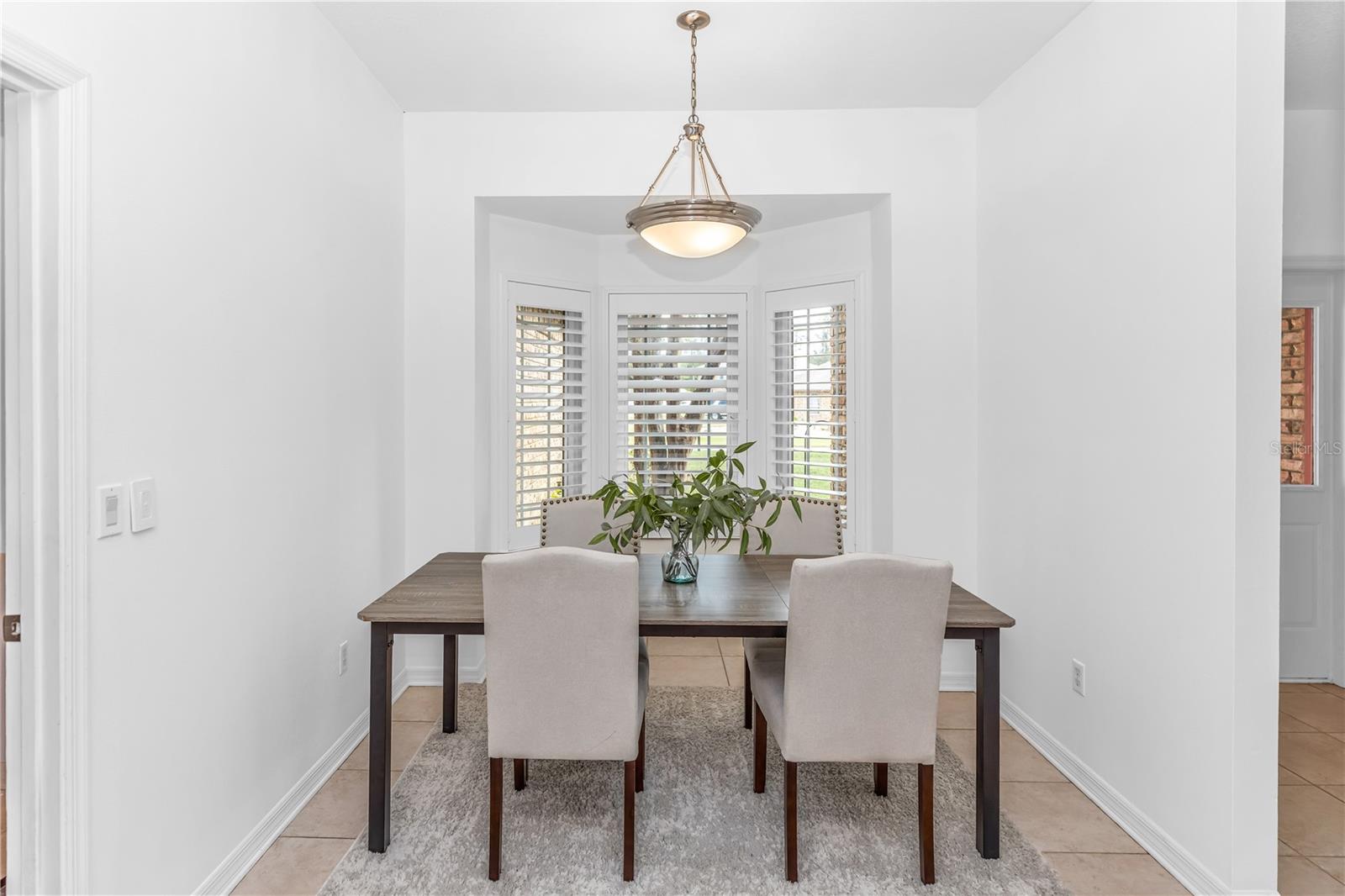 WOODBOUND LAKES SUB - Residential