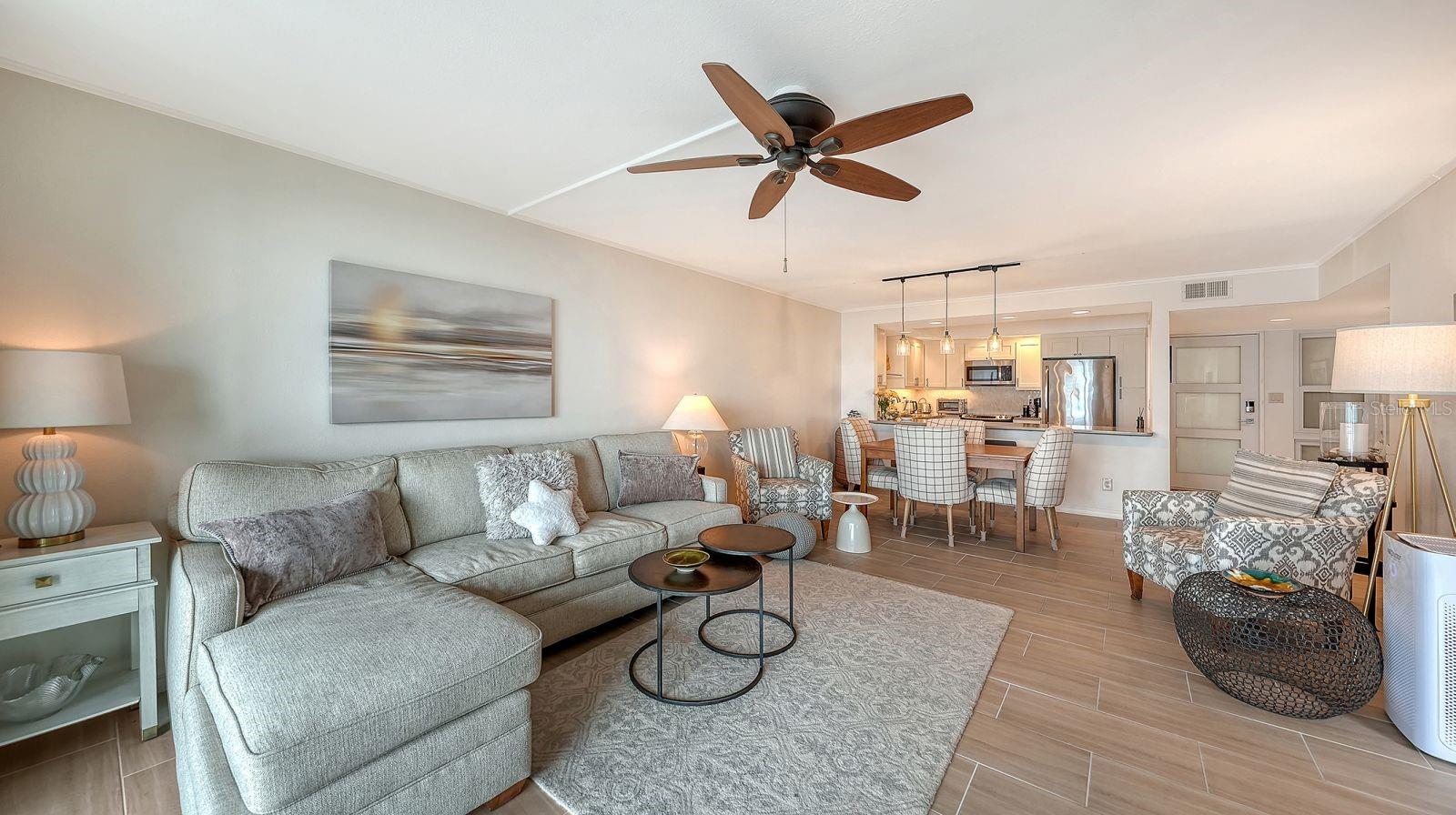 SEAPLACE II - Residential