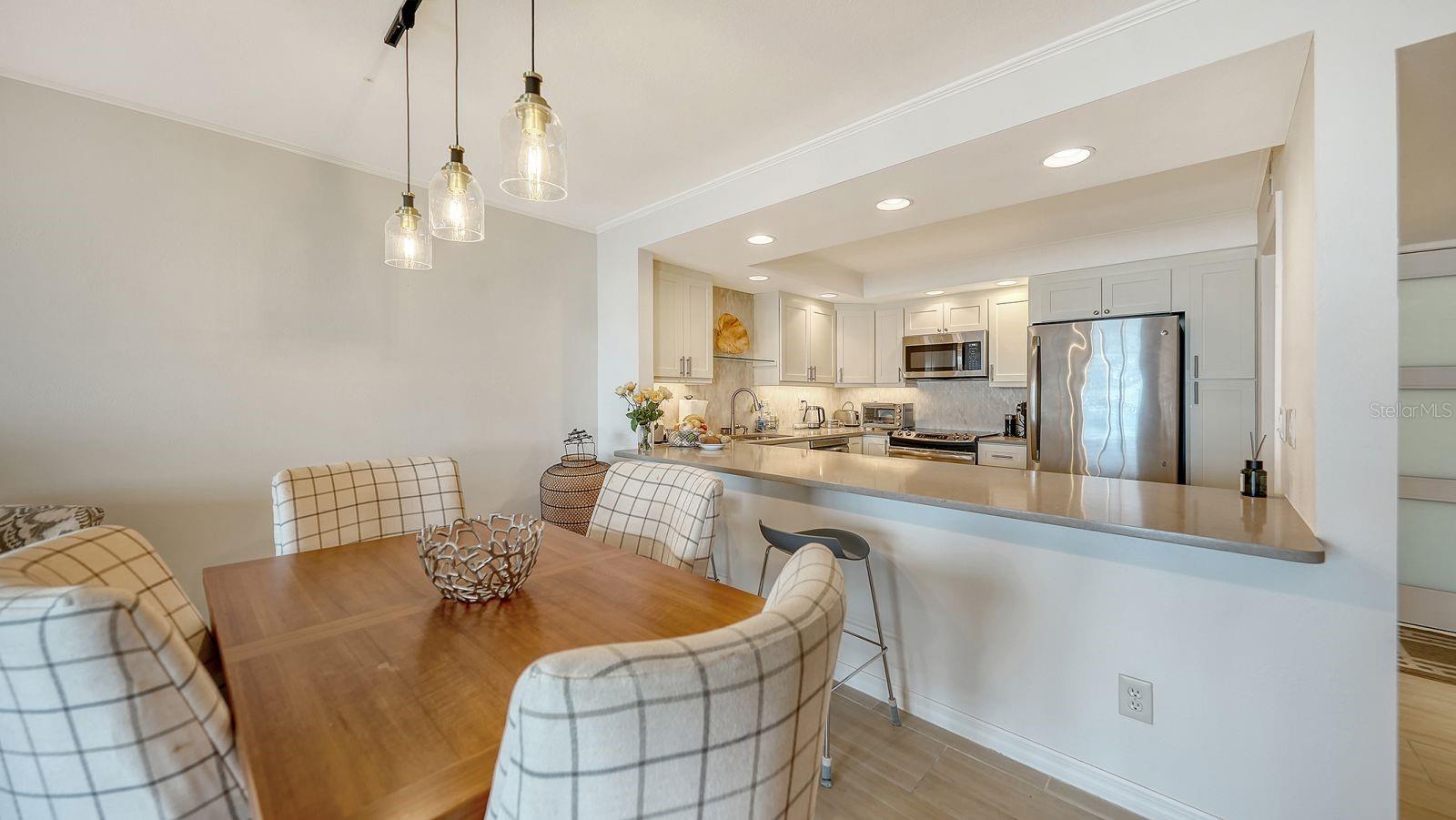 SEAPLACE II - Residential