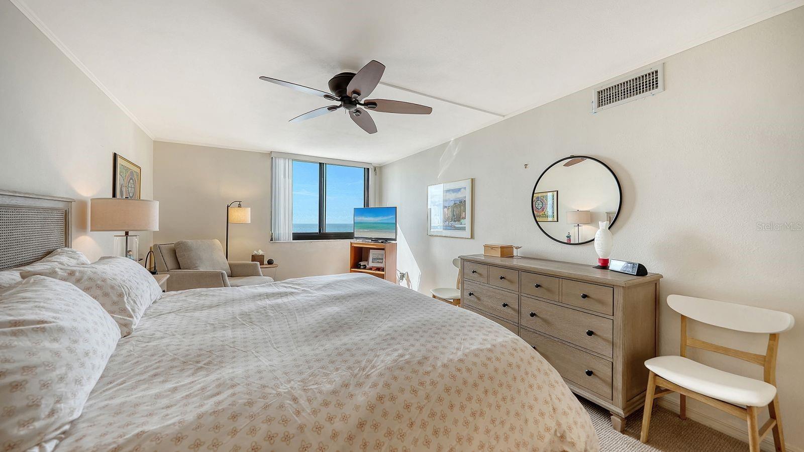 SEAPLACE II - Residential