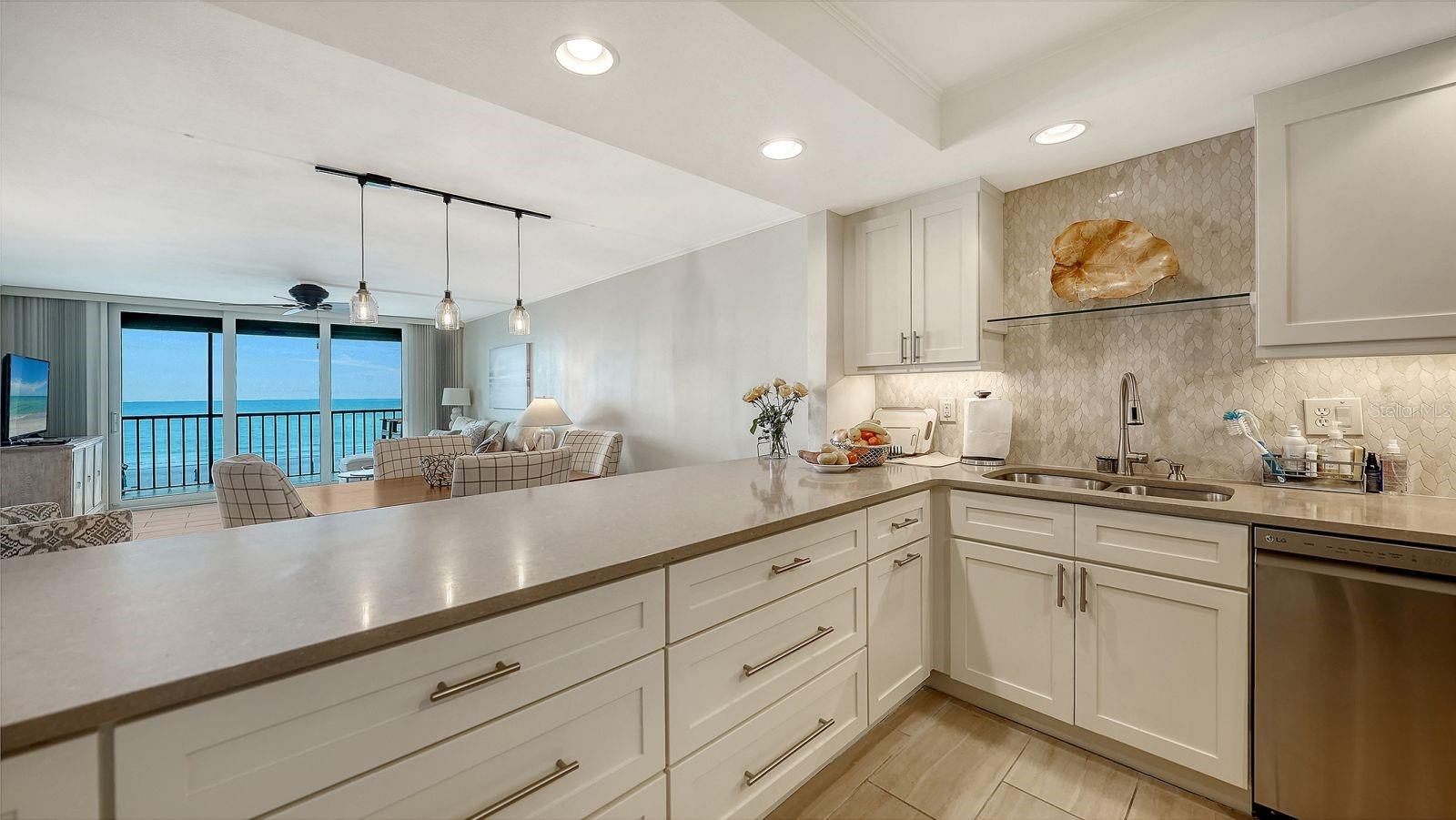 SEAPLACE II - Residential