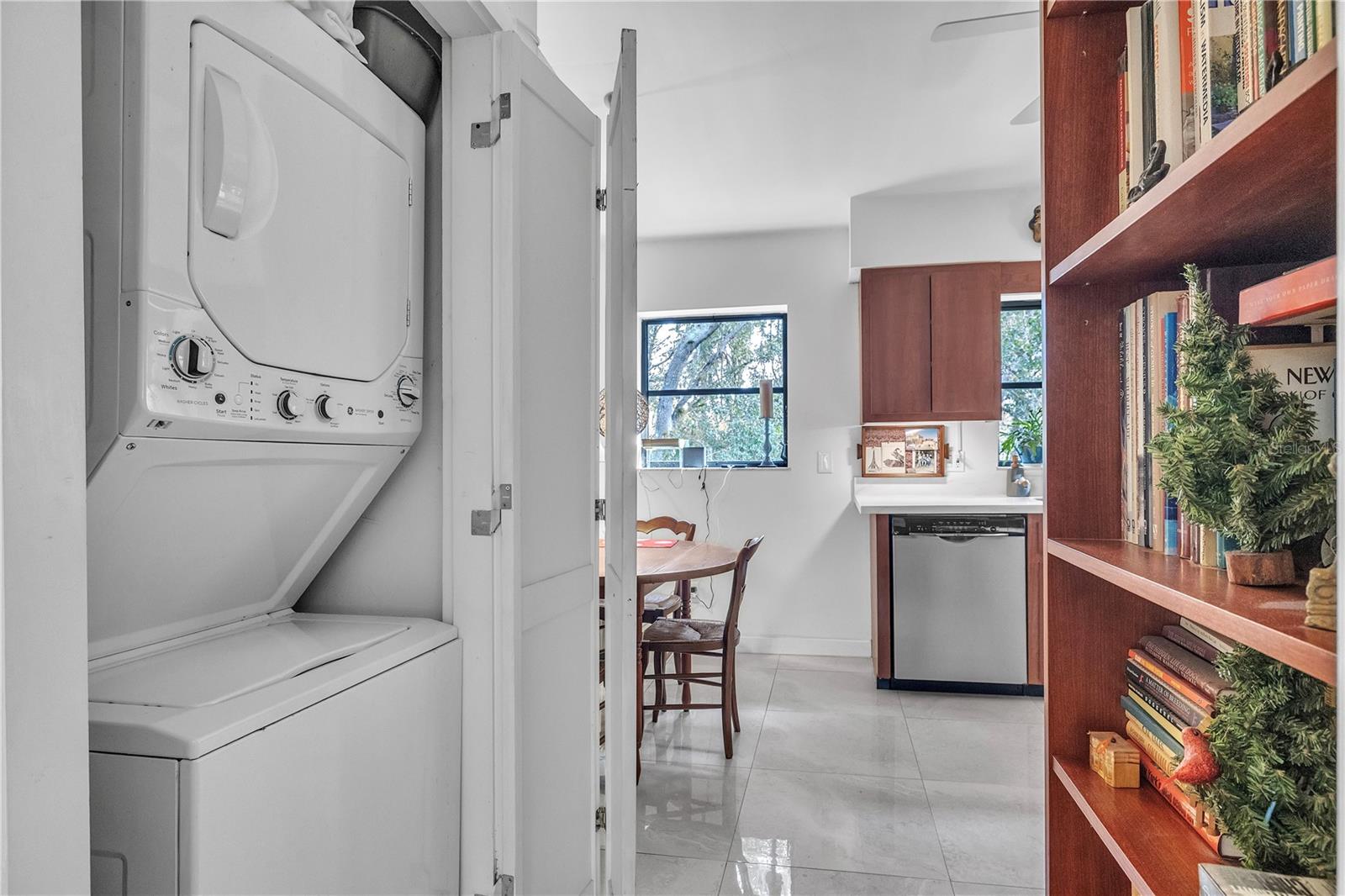 HORSE CRK ACRES - Residential