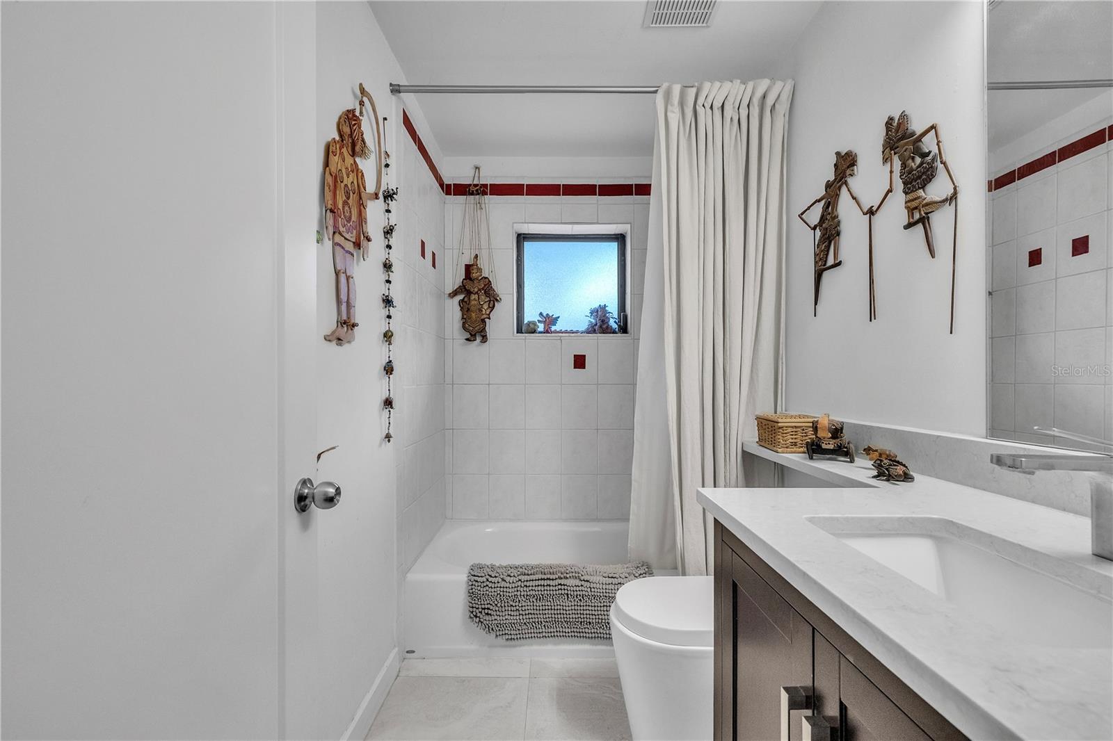 HORSE CRK ACRES - Residential