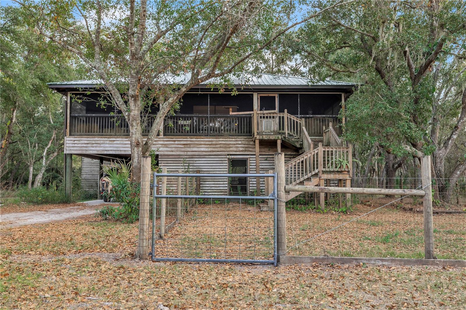 HORSE CRK ACRES - Residential