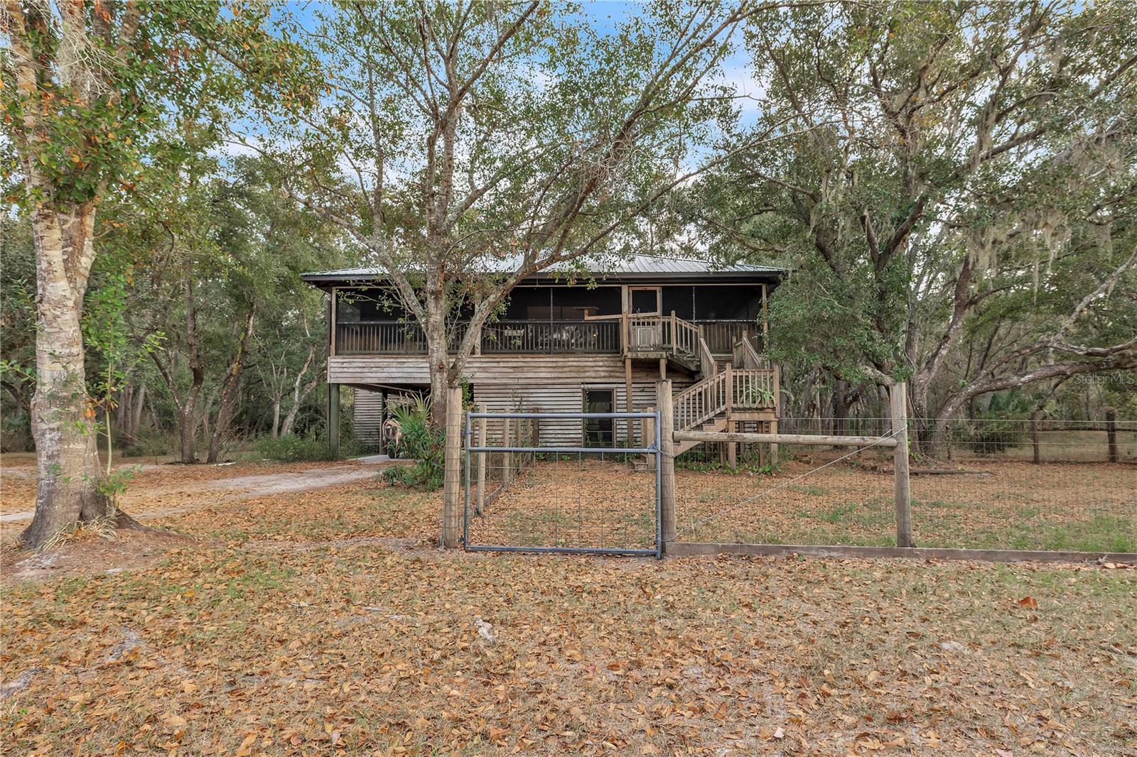 HORSE CRK ACRES - Residential