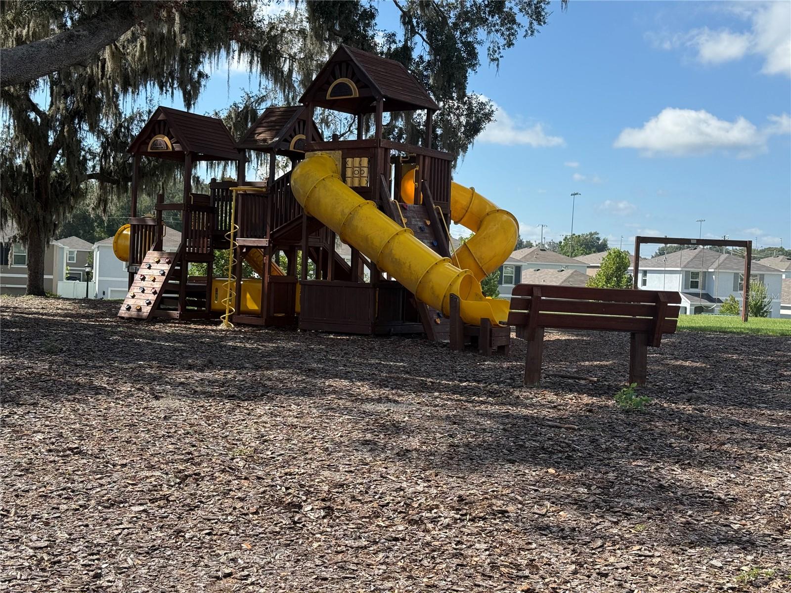 SUWANNEE LAKESIDE PH 2 & 3 - Residential