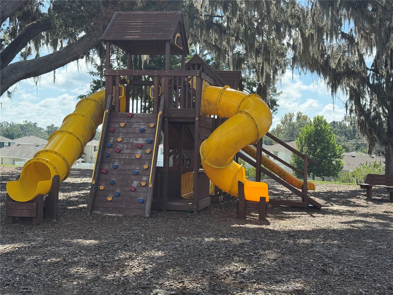 SUWANNEE LAKESIDE PH 2 & 3 - Residential