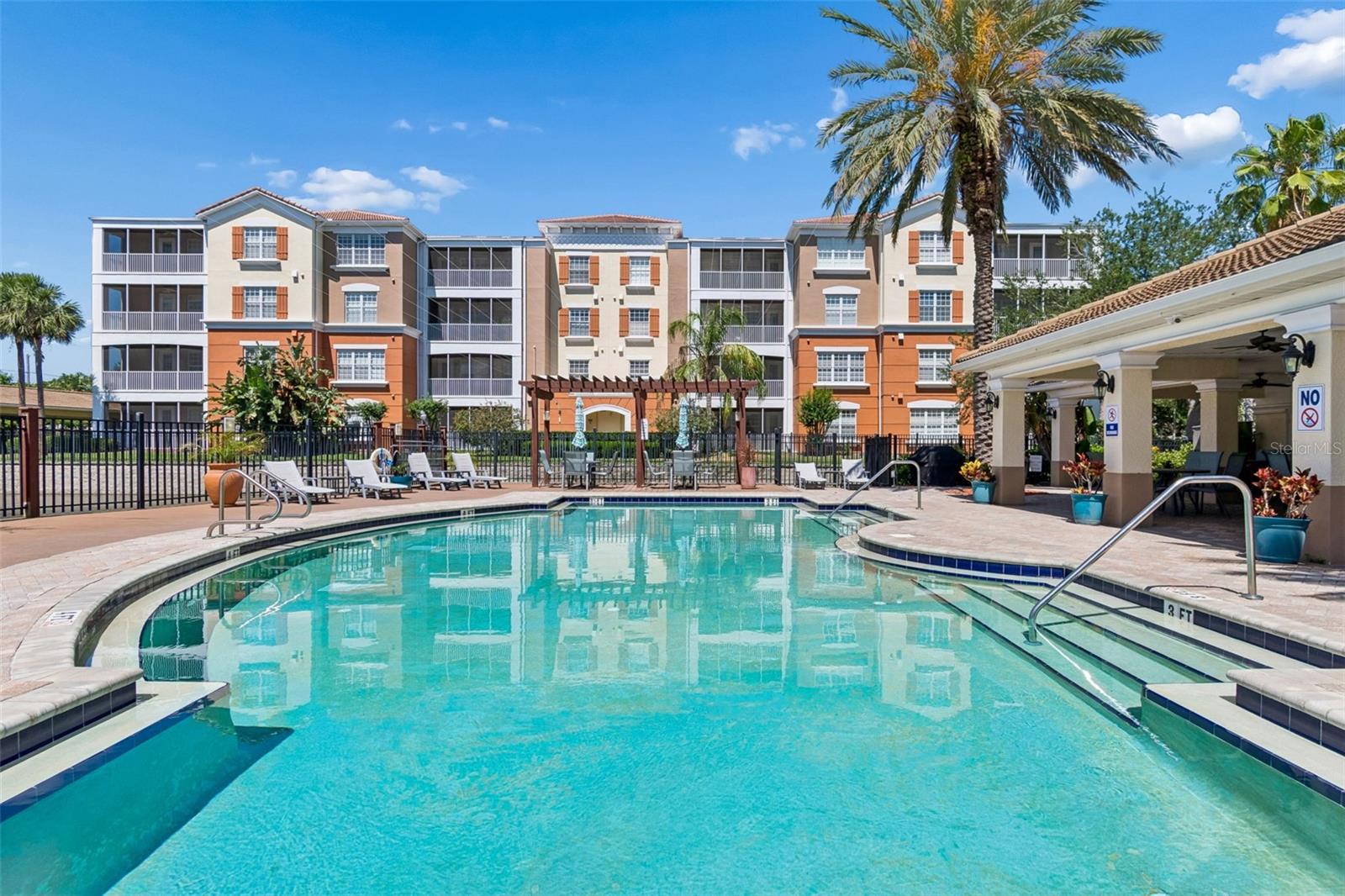 MONTEREY AT LAKE SEMINOLE CONDO - Residential