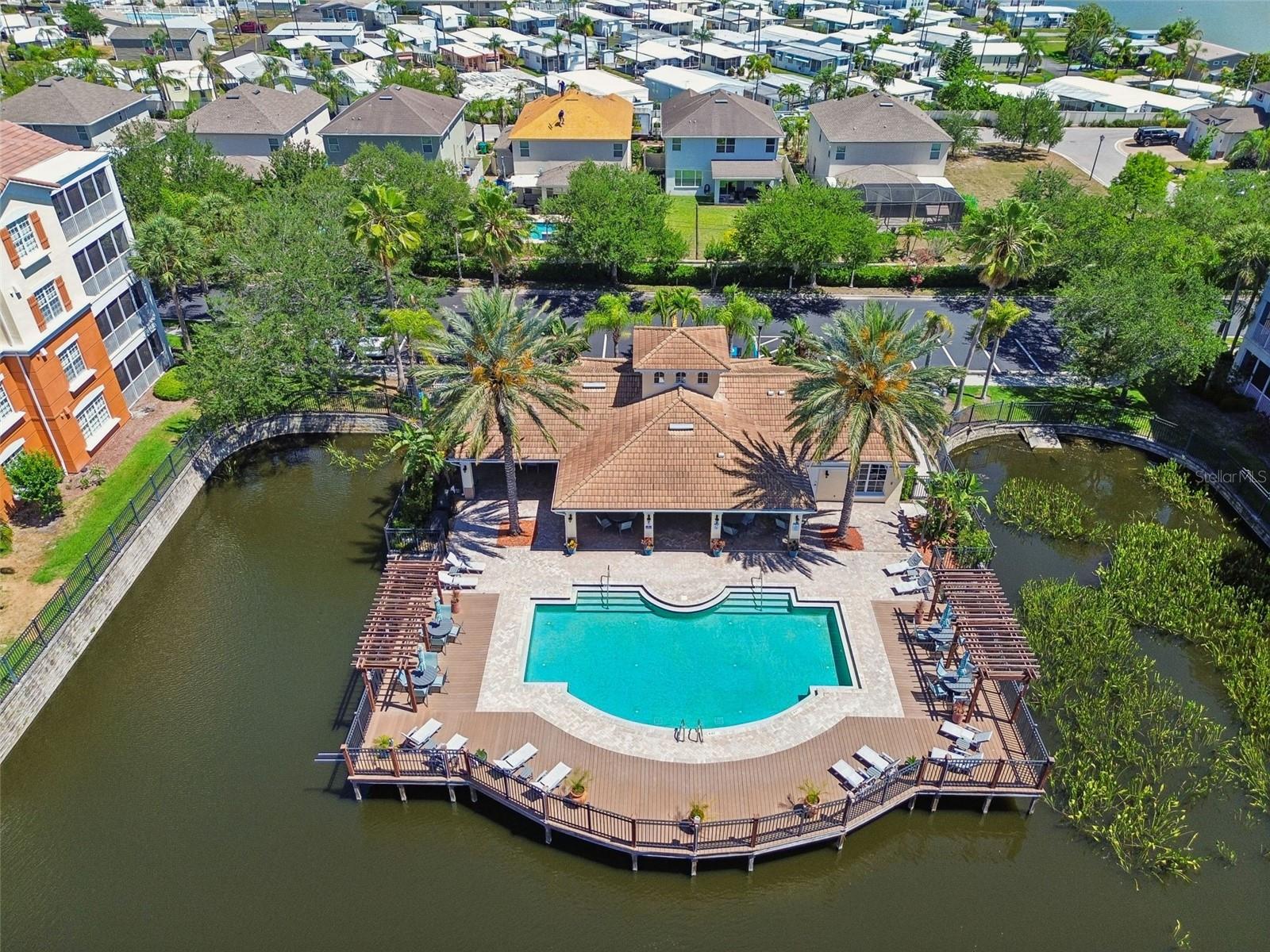 MONTEREY AT LAKE SEMINOLE CONDO - Residential