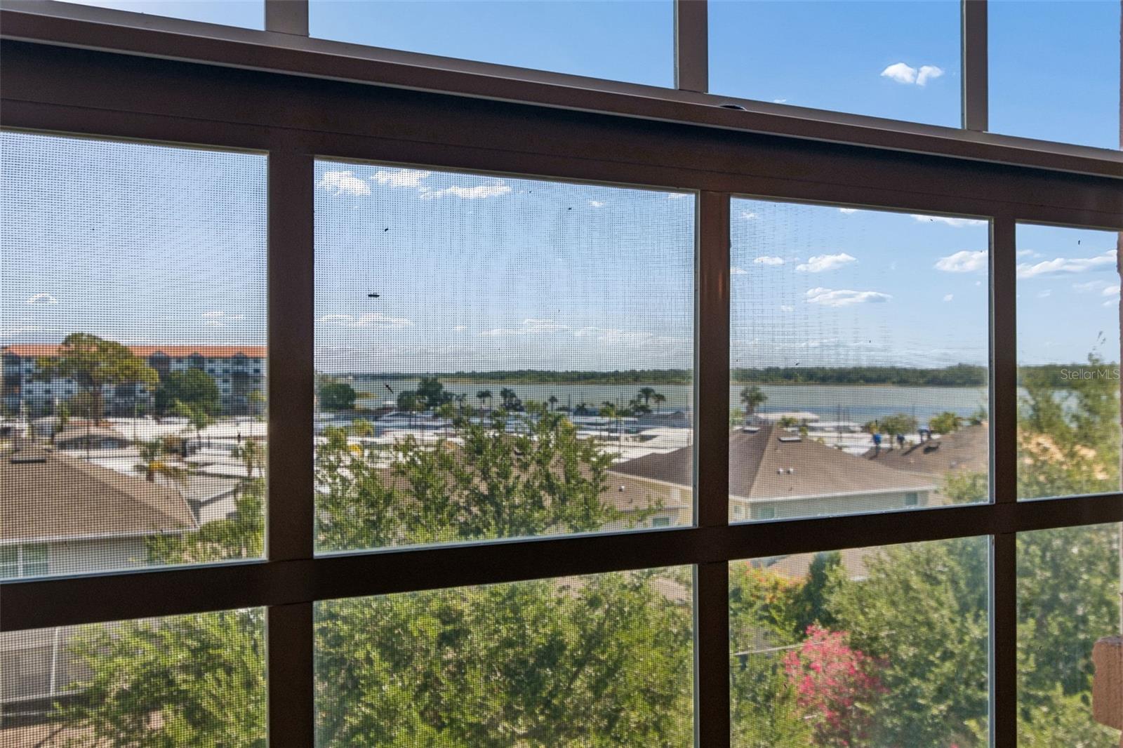 MONTEREY AT LAKE SEMINOLE CONDO - Residential