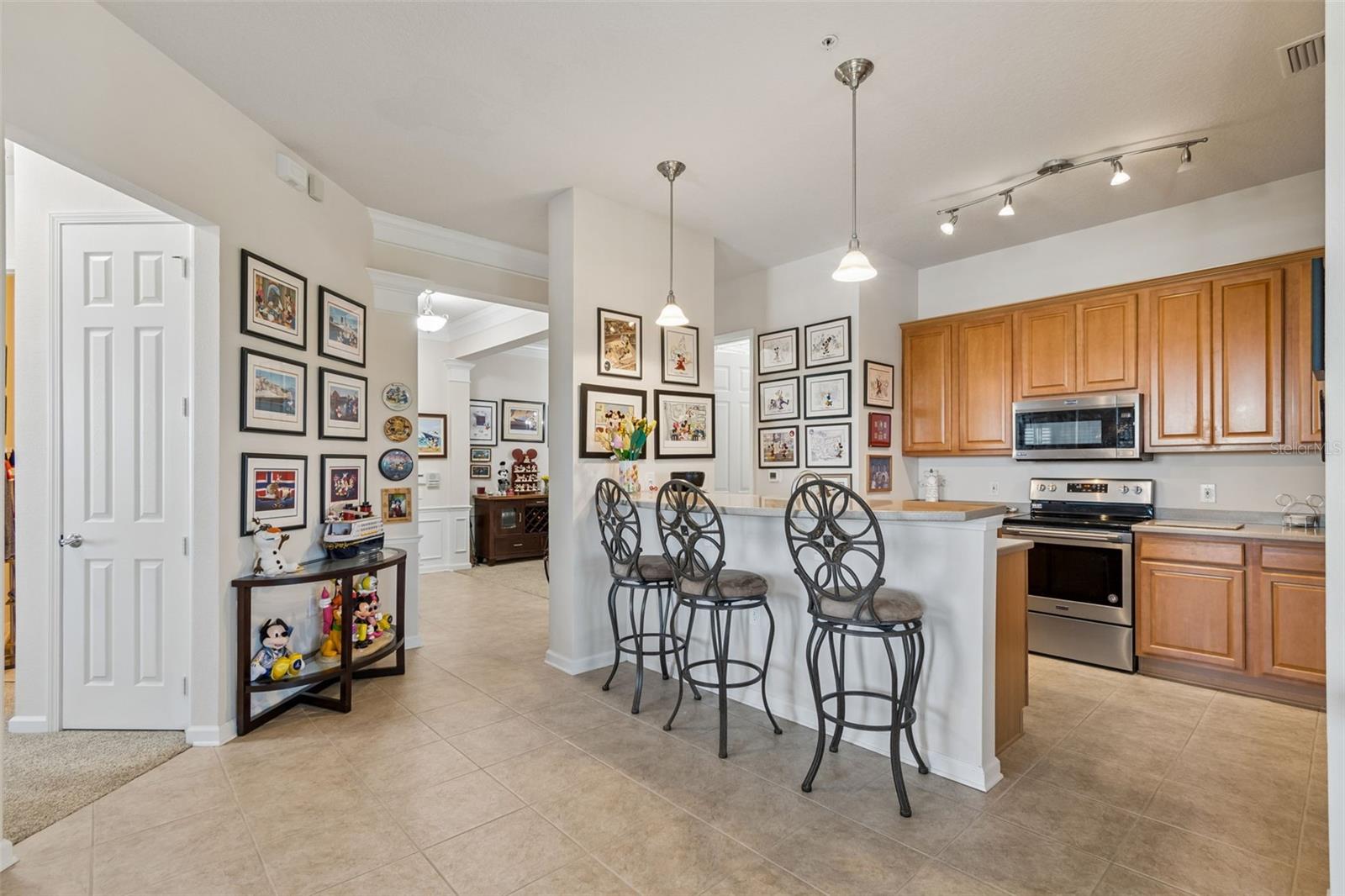 MONTEREY AT LAKE SEMINOLE CONDO - Residential