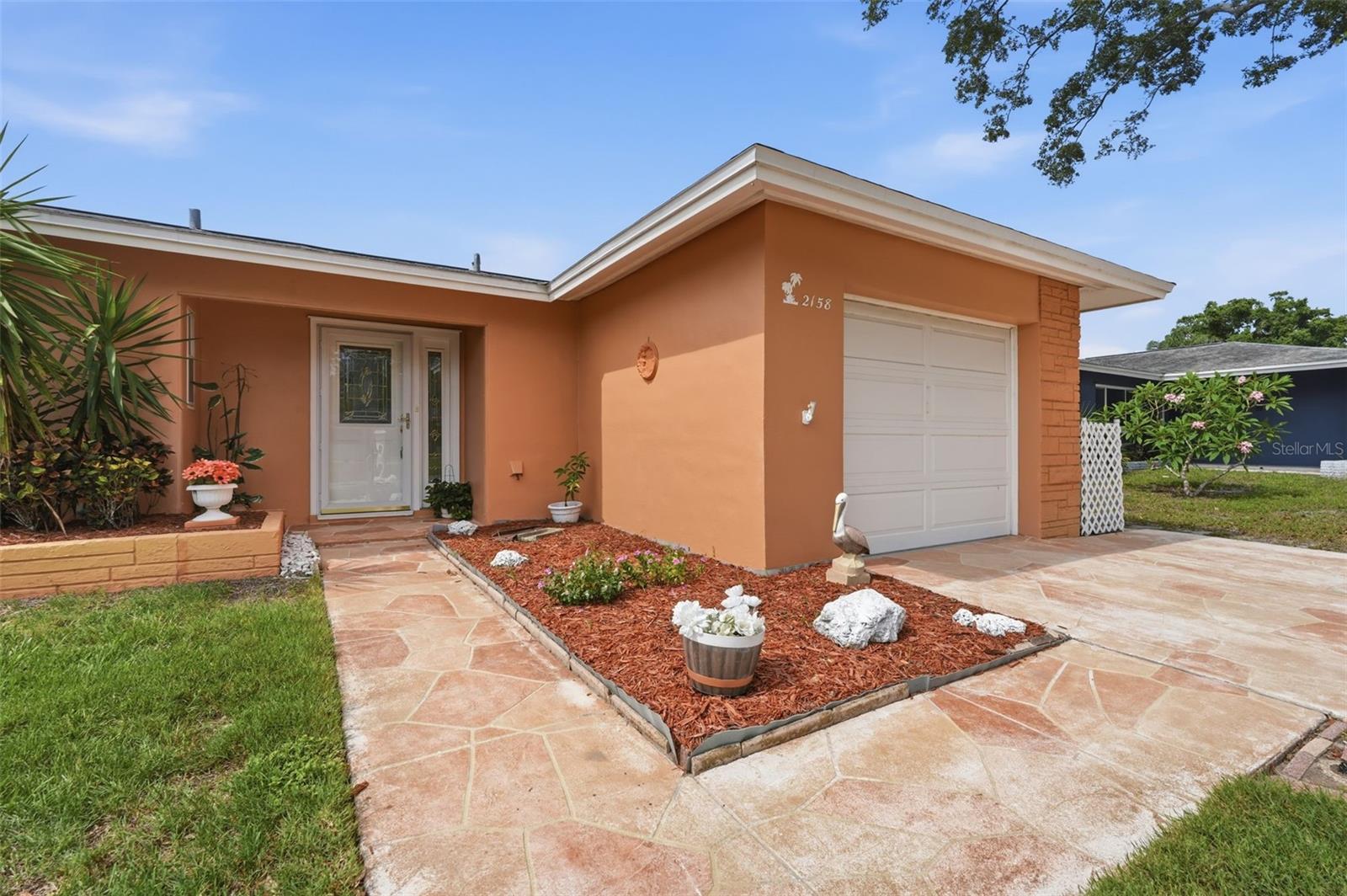 2158 SCOTLAND DRIVE