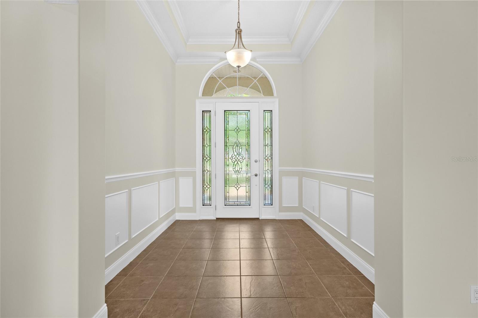 8 N VILLAGE DRIVE