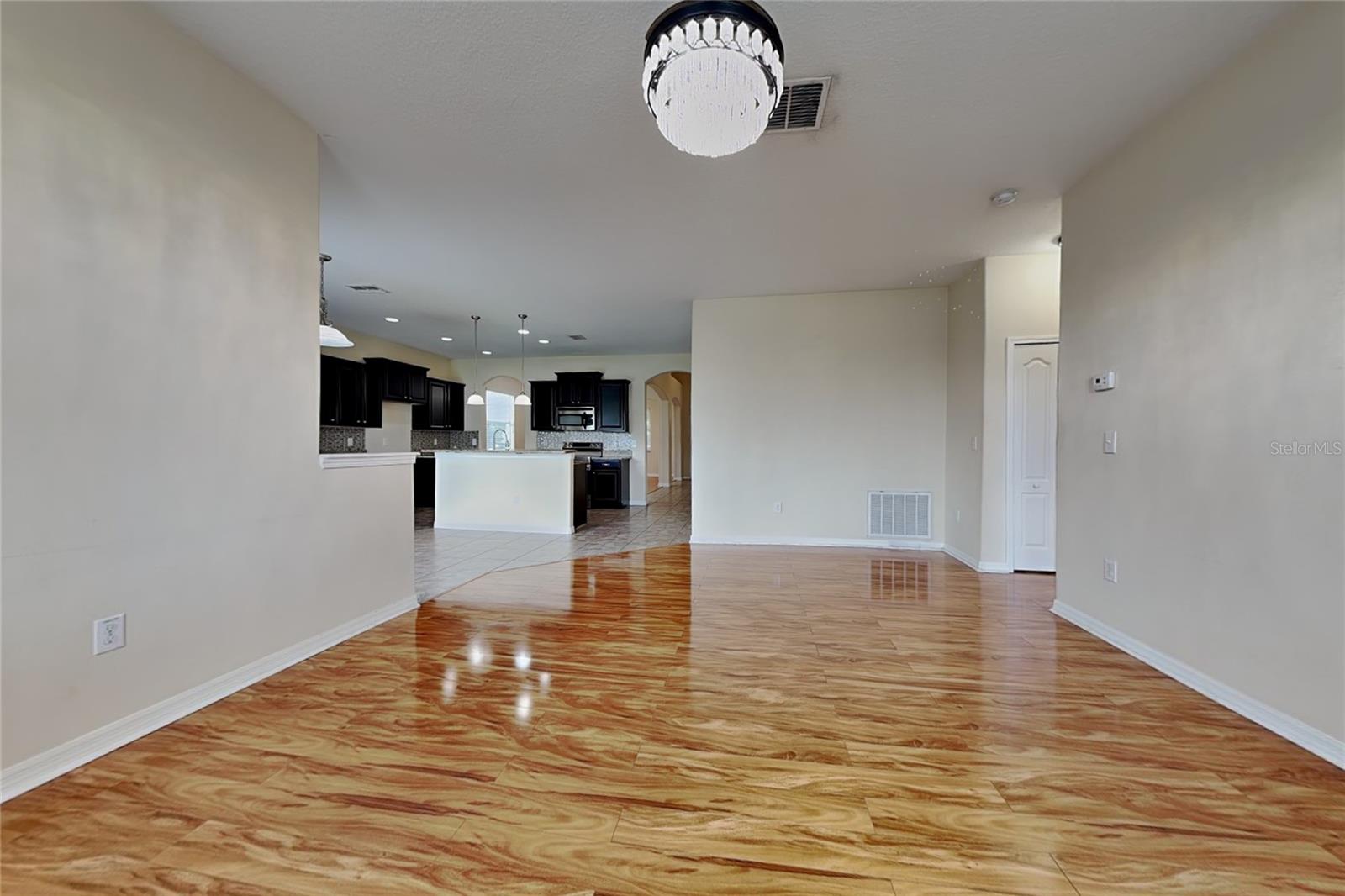 9609 ROYAL FERN COURT