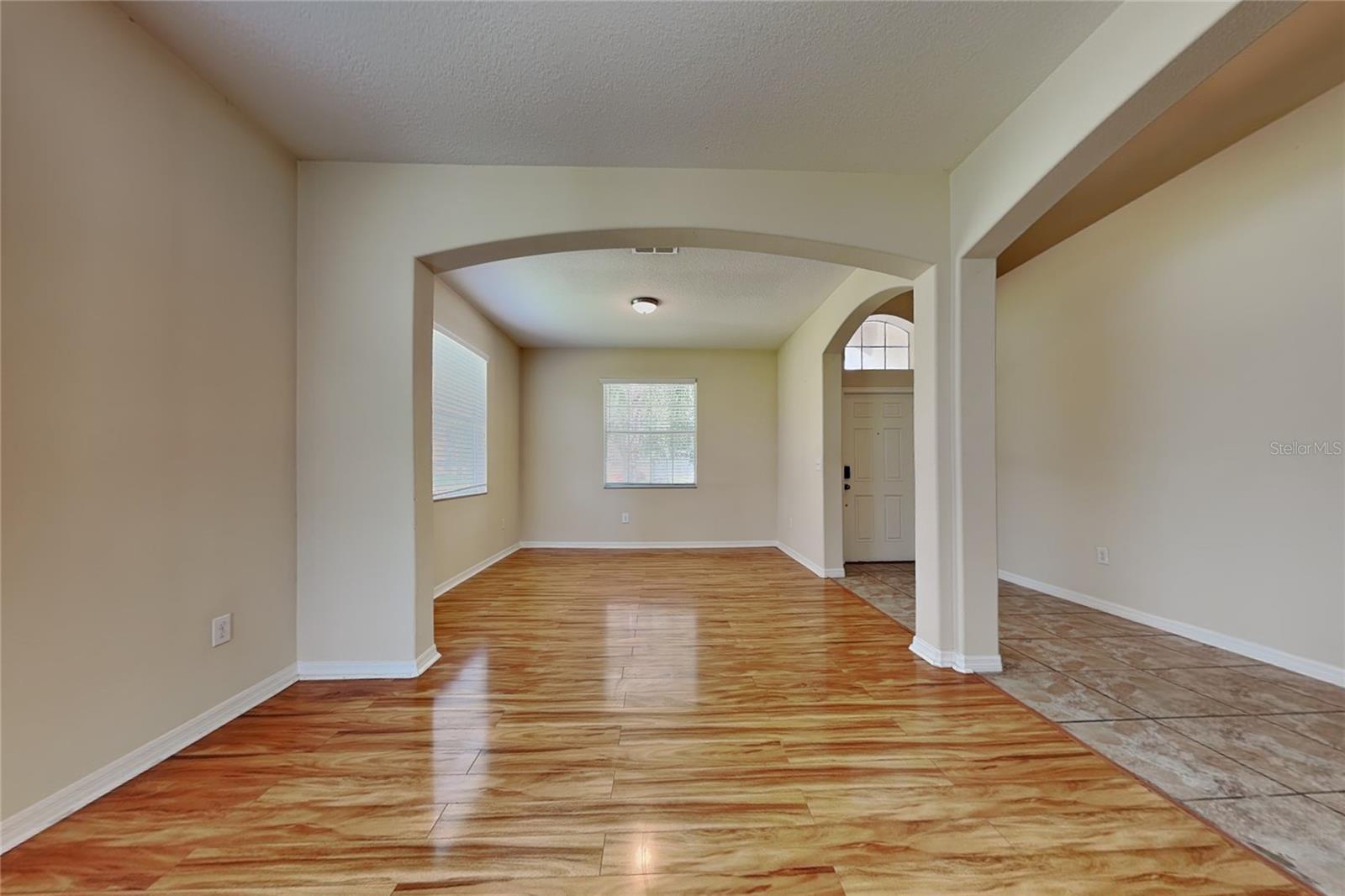 9609 ROYAL FERN COURT