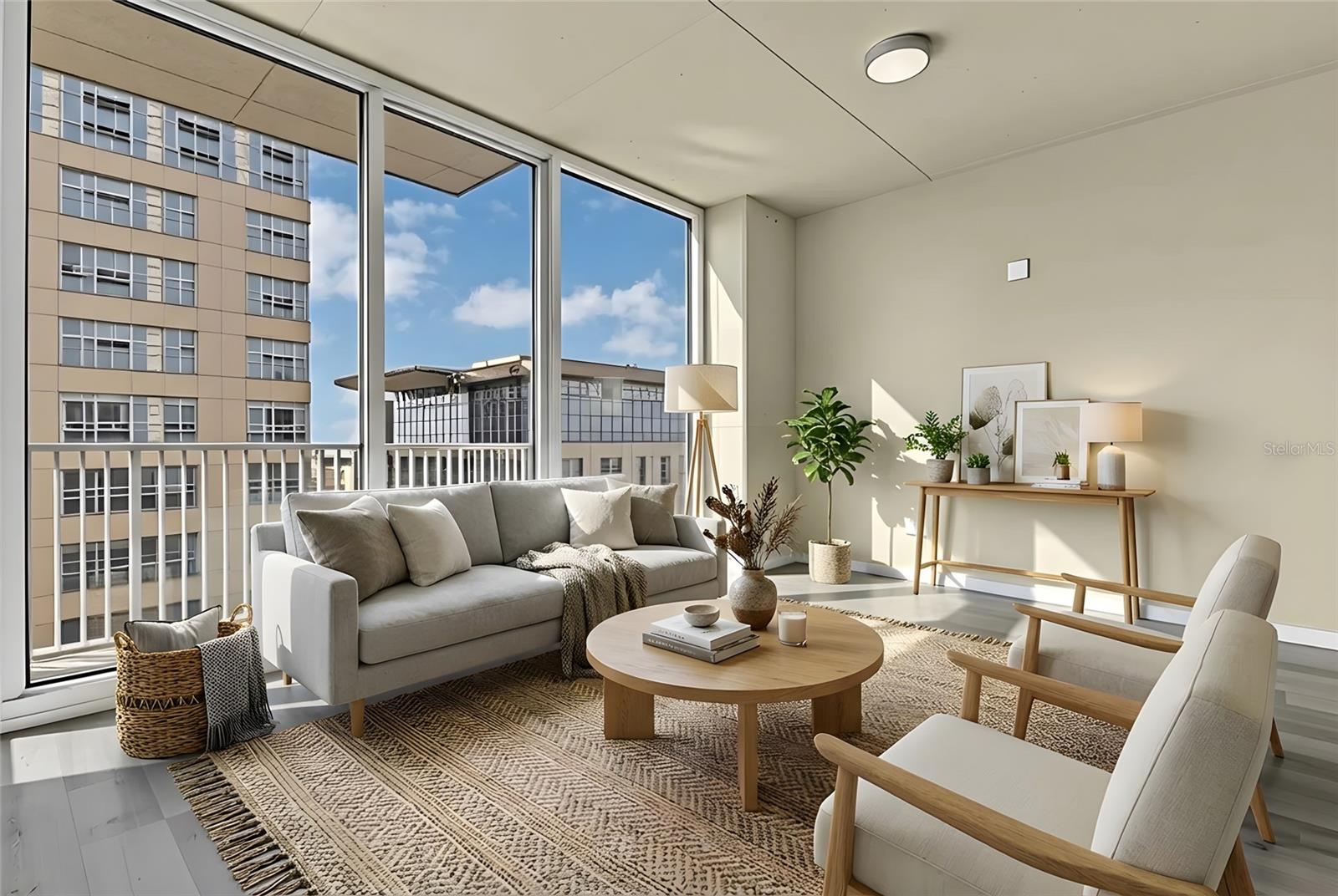 SOLAIRE/PLAZA CONDO - Residential