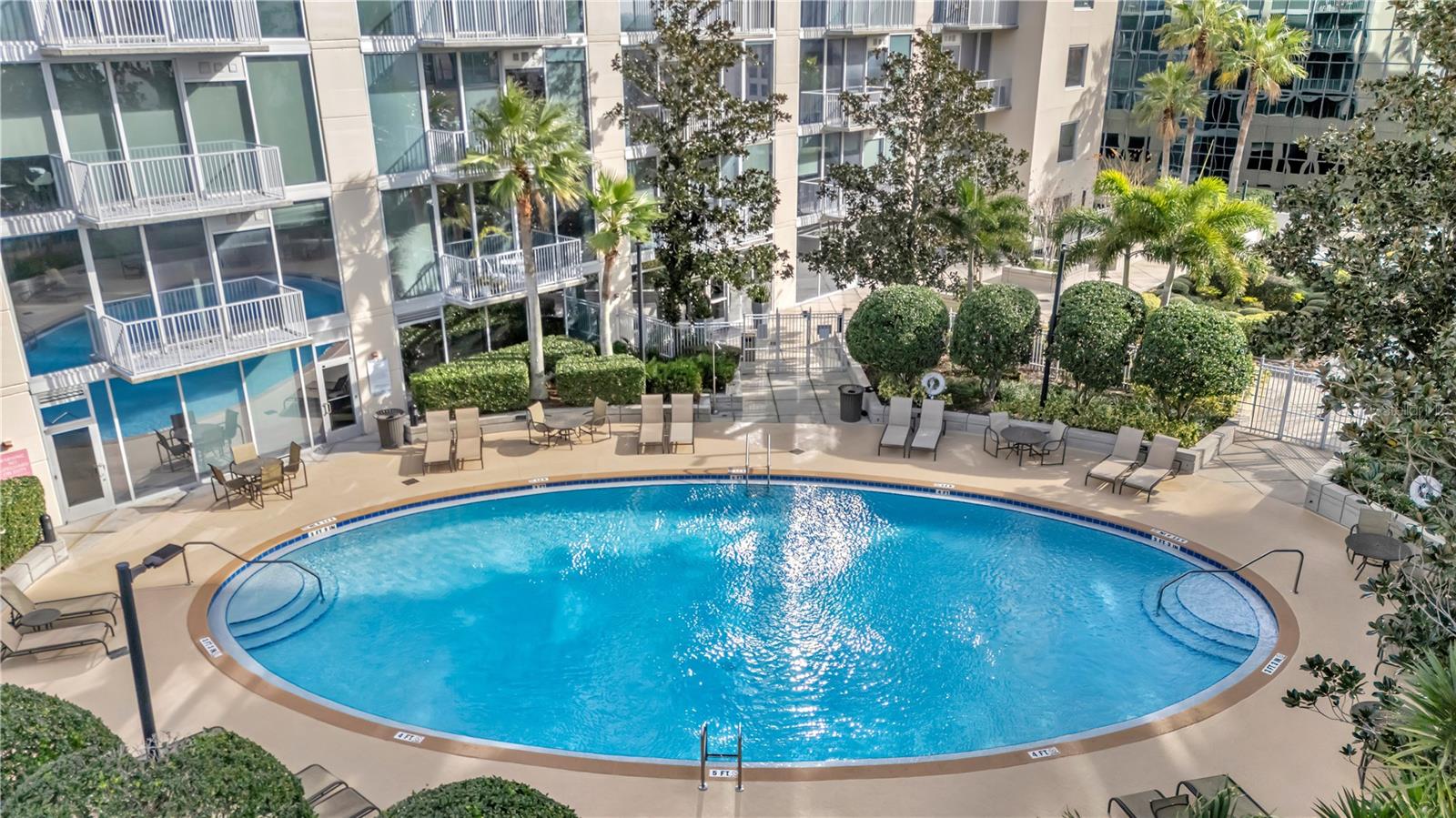 SOLAIRE/PLAZA CONDO - Residential