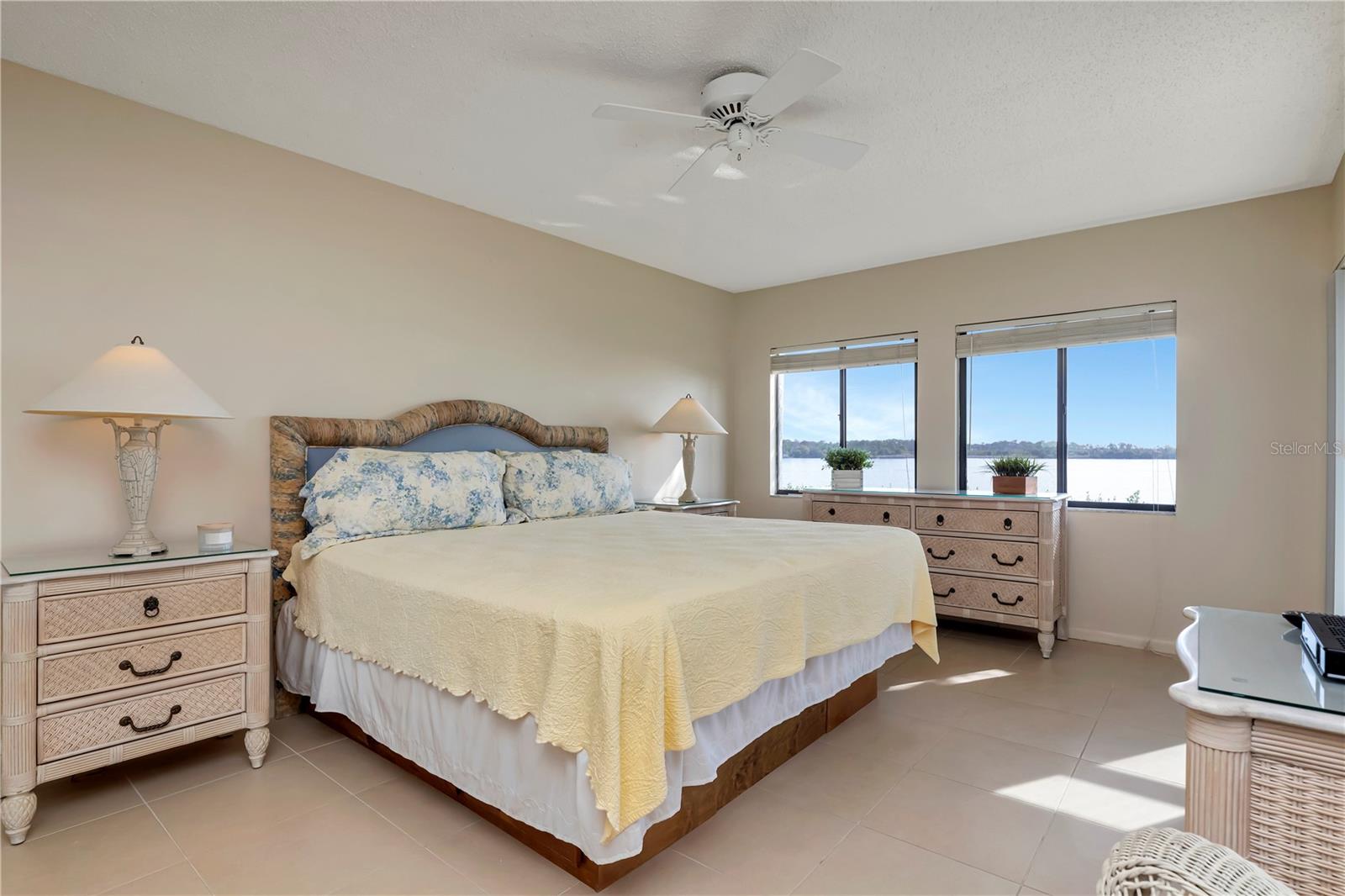 TARPON COVE CONDO - Residential
