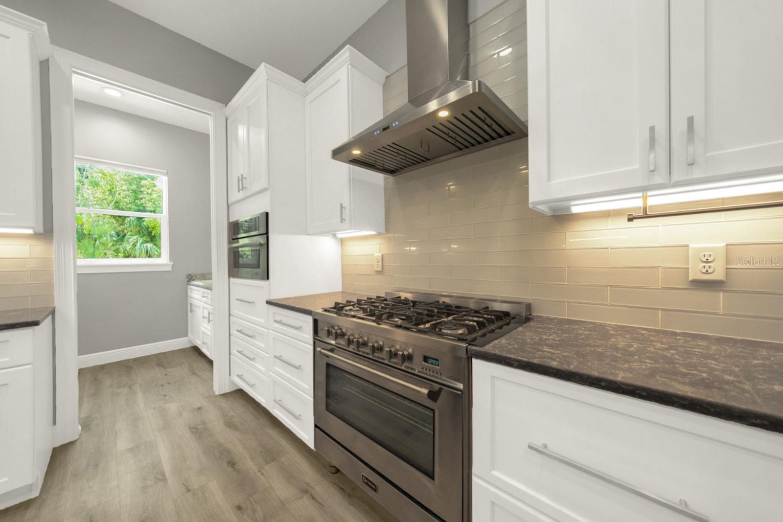 NORRIS DUPONT & GAUDRY GRANT - Residential