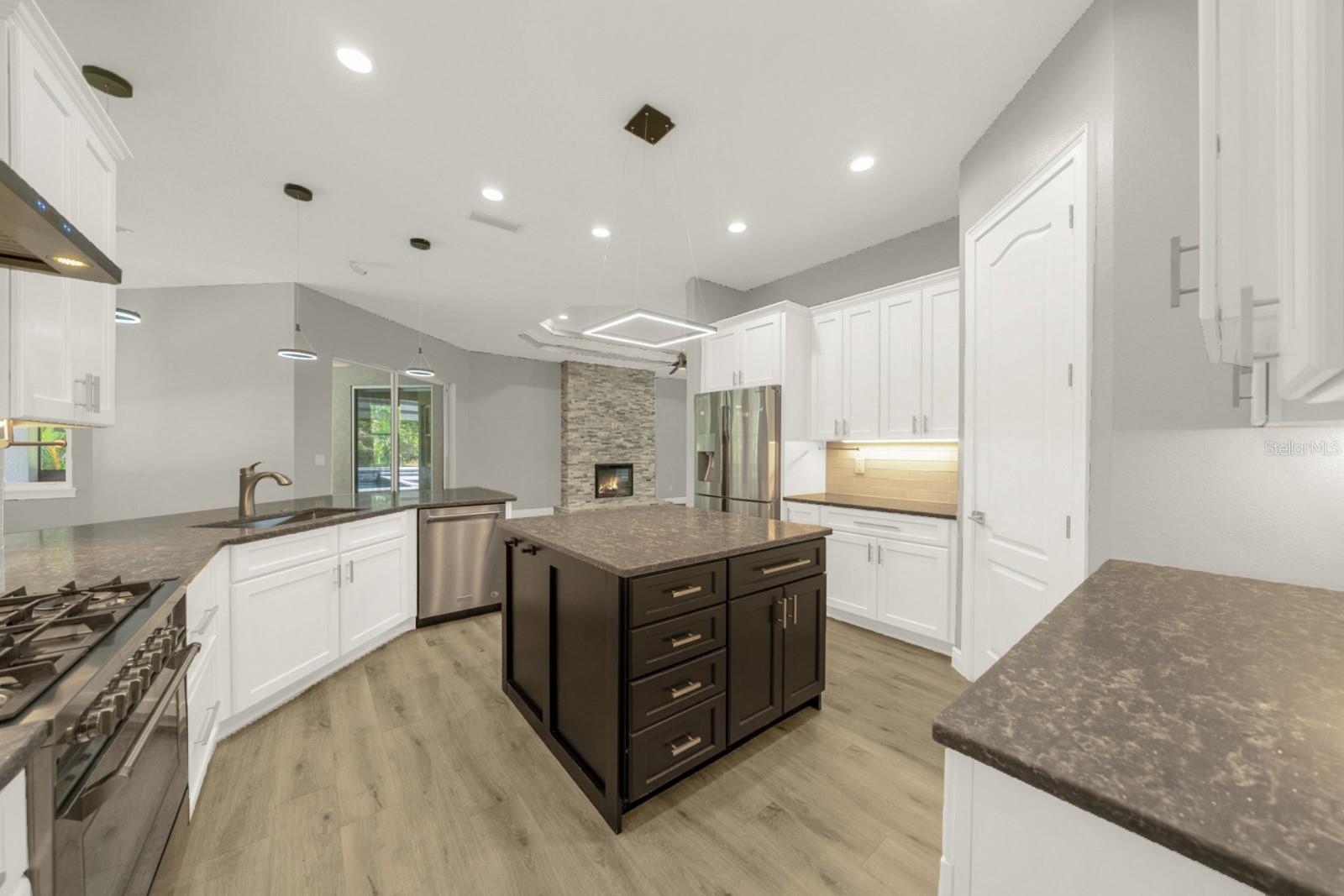 NORRIS DUPONT & GAUDRY GRANT - Residential