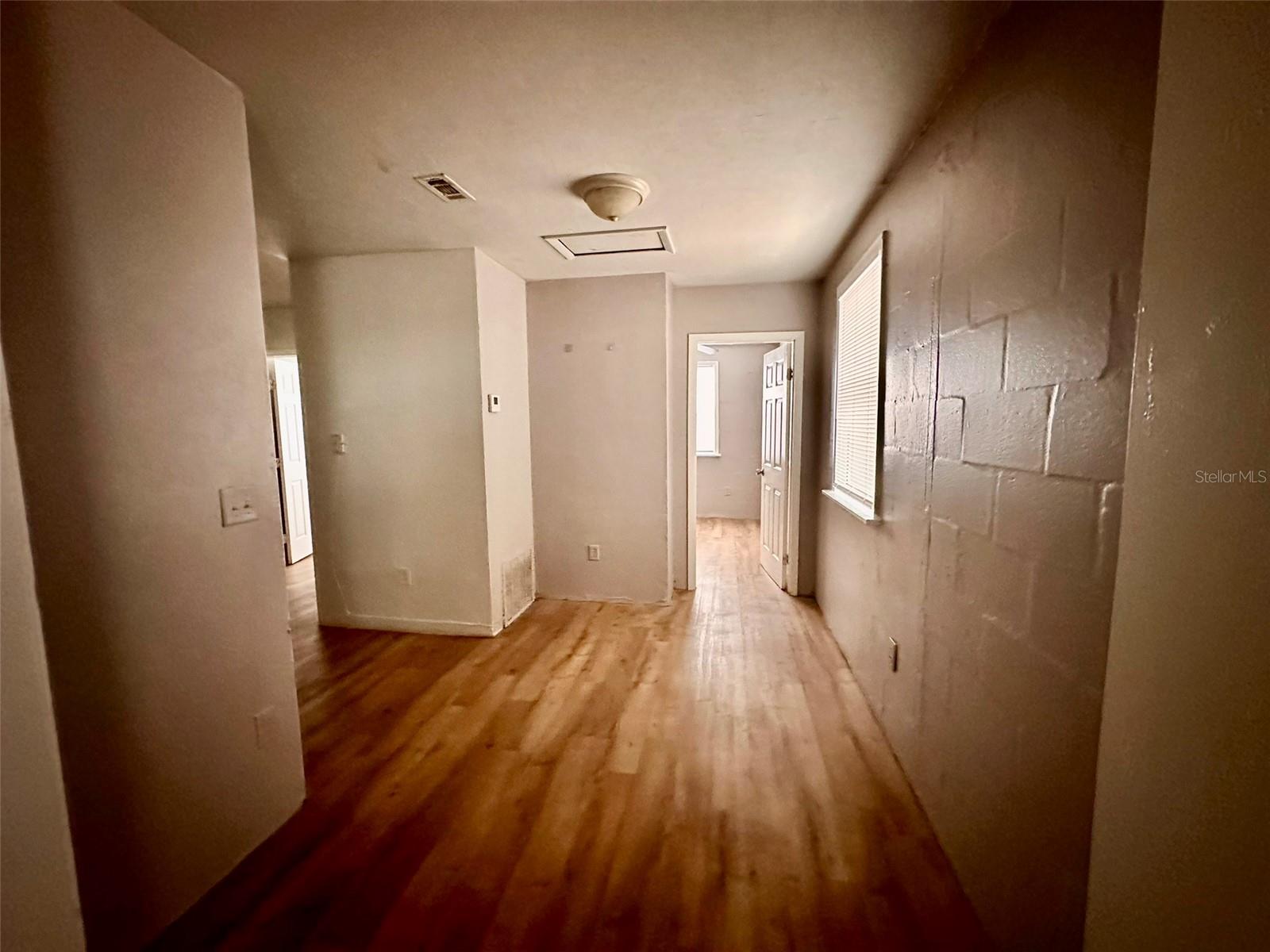 HARRIS ESTATE HARRIS LANDS REPL E 1/2 - Residential Lease