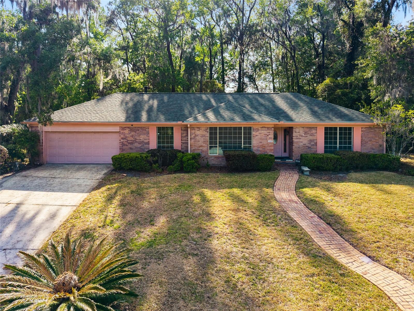 RIDGEWOOD - Residential