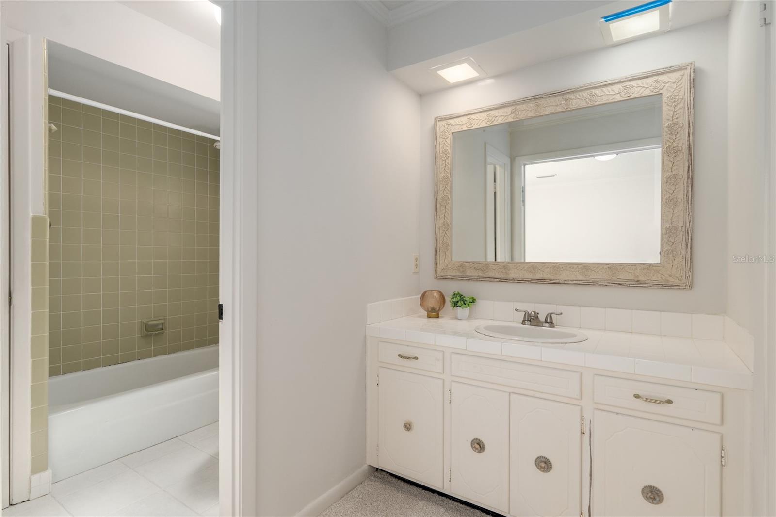 RIDGEWOOD - Residential