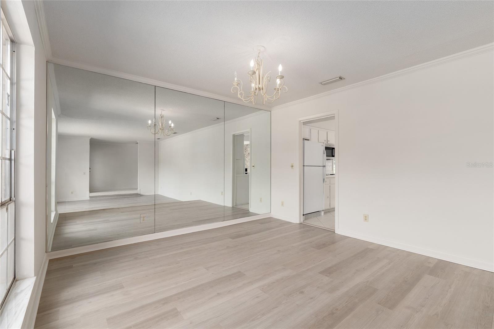 RIDGEWOOD - Residential