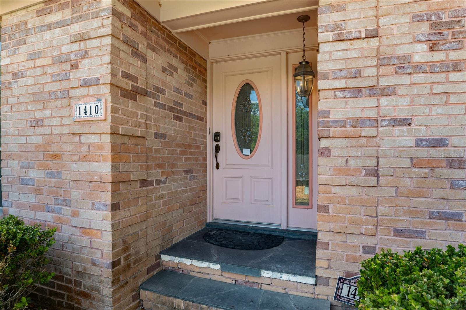 RIDGEWOOD - Residential