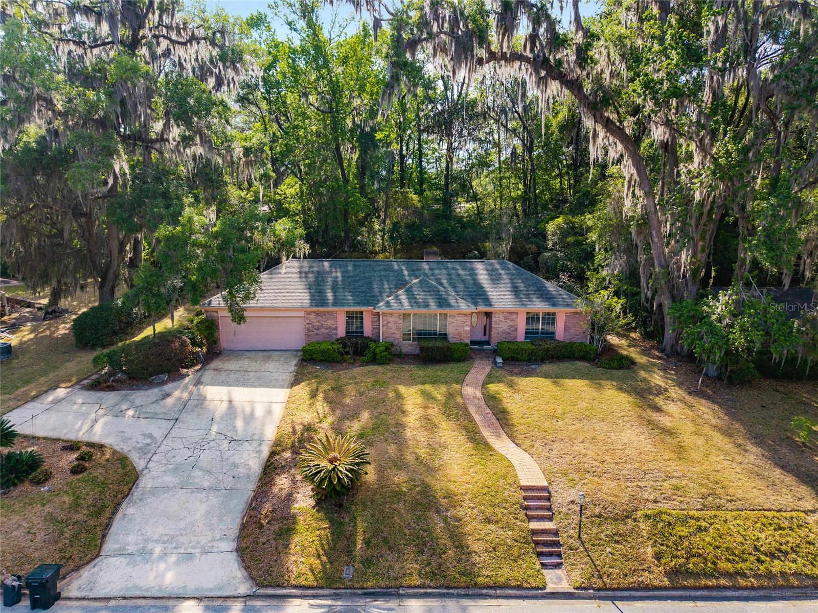 RIDGEWOOD - Residential