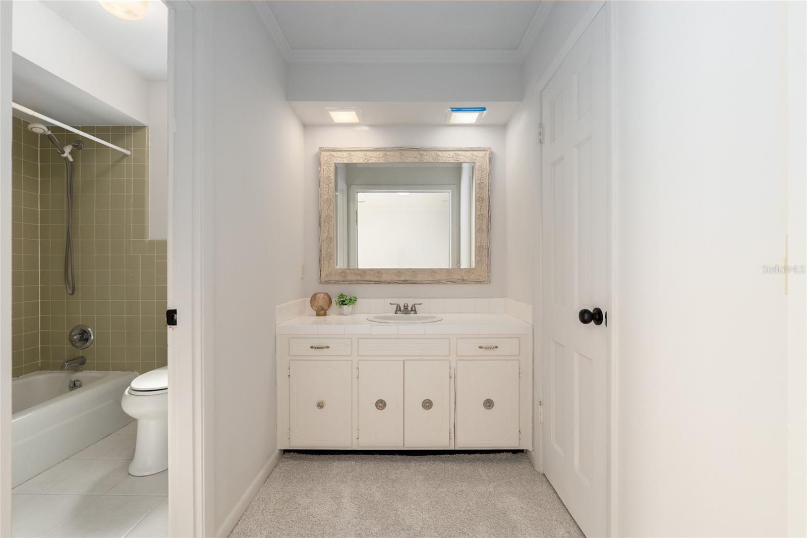 RIDGEWOOD - Residential