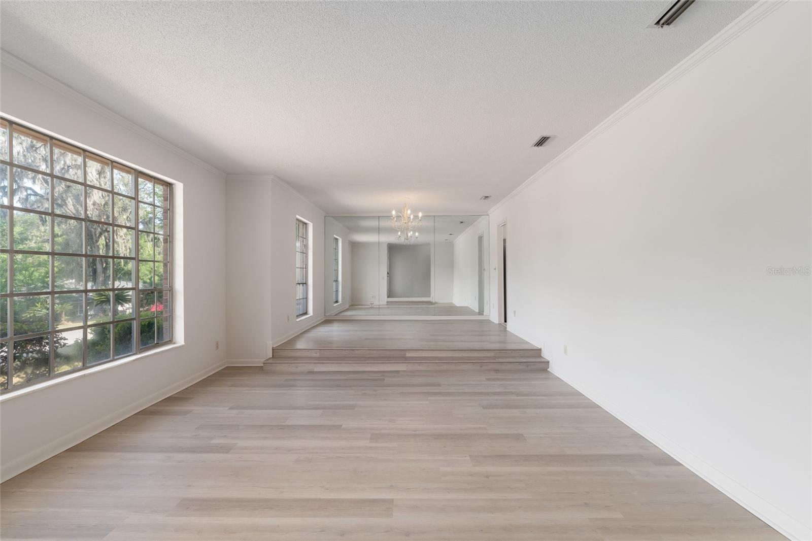 RIDGEWOOD - Residential