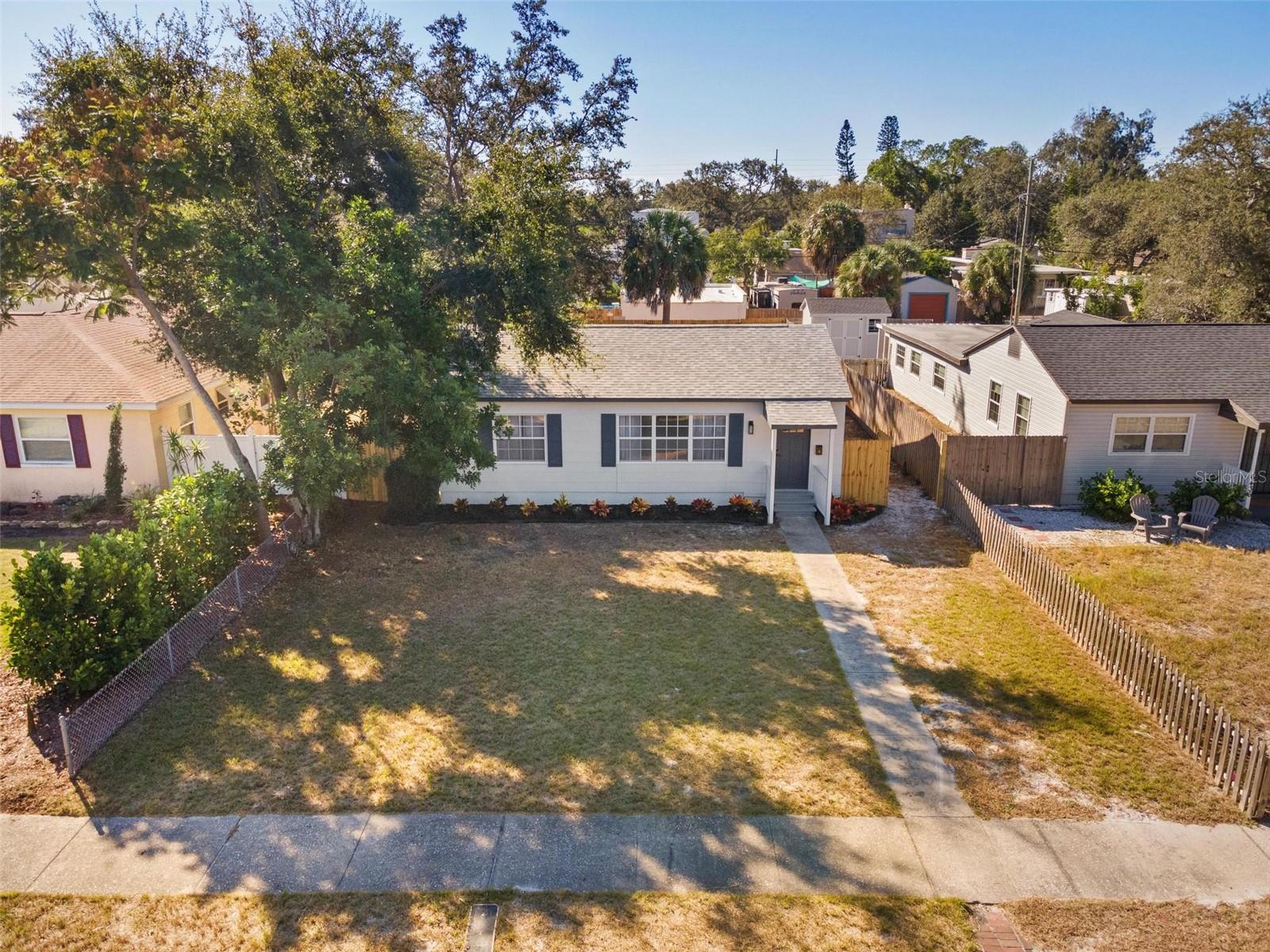 PASADENA ESTATES - Residential