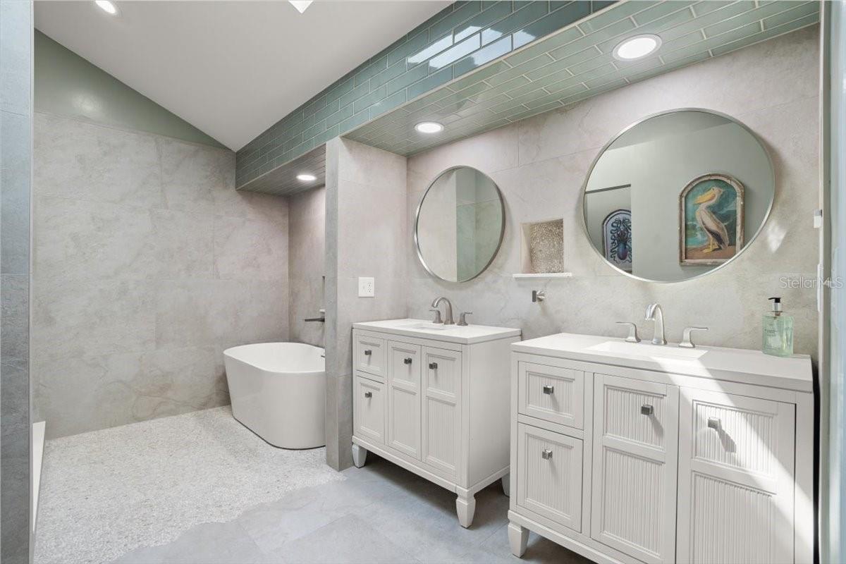 EL PINO PARQUE - Residential