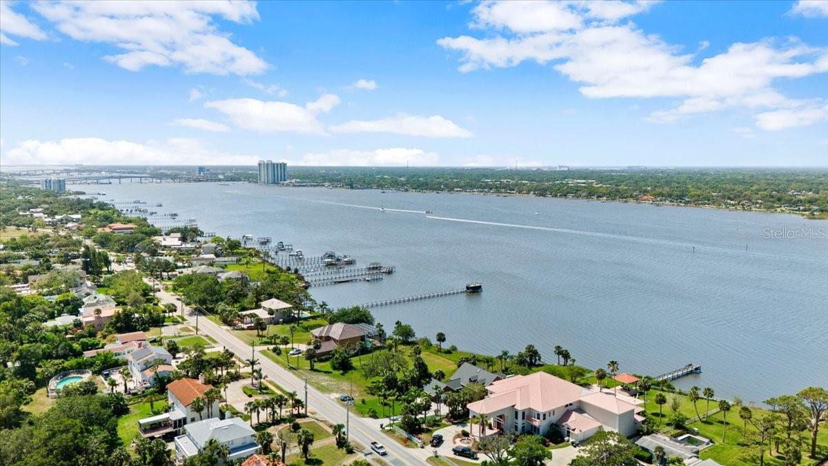 EL PINO PARQUE - Residential