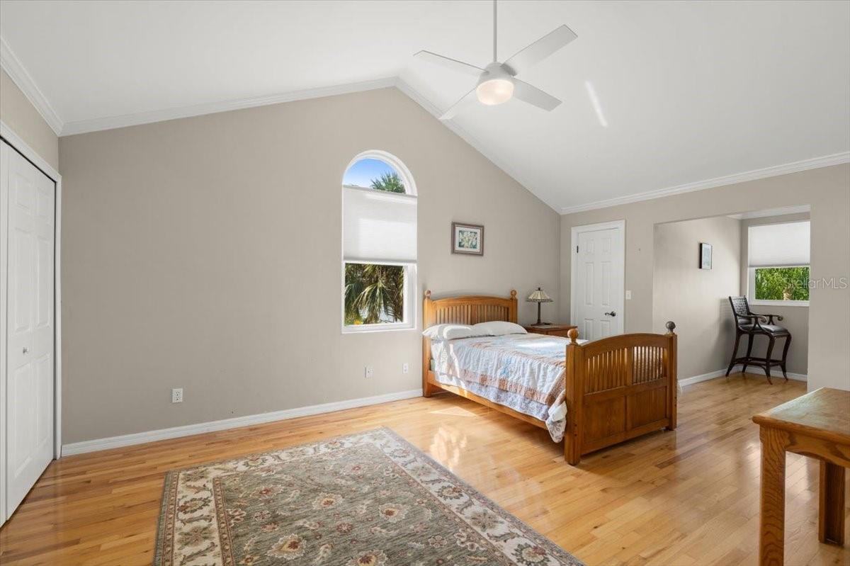 EL PINO PARQUE - Residential