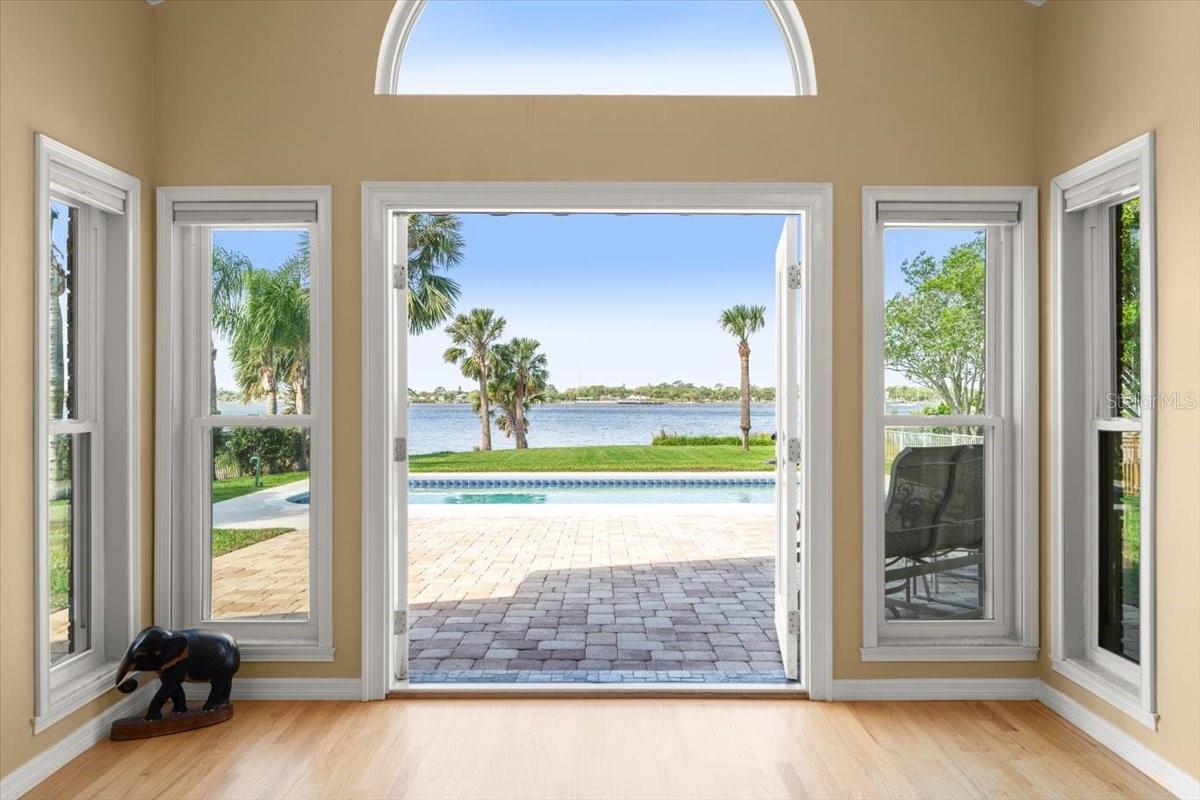 EL PINO PARQUE - Residential