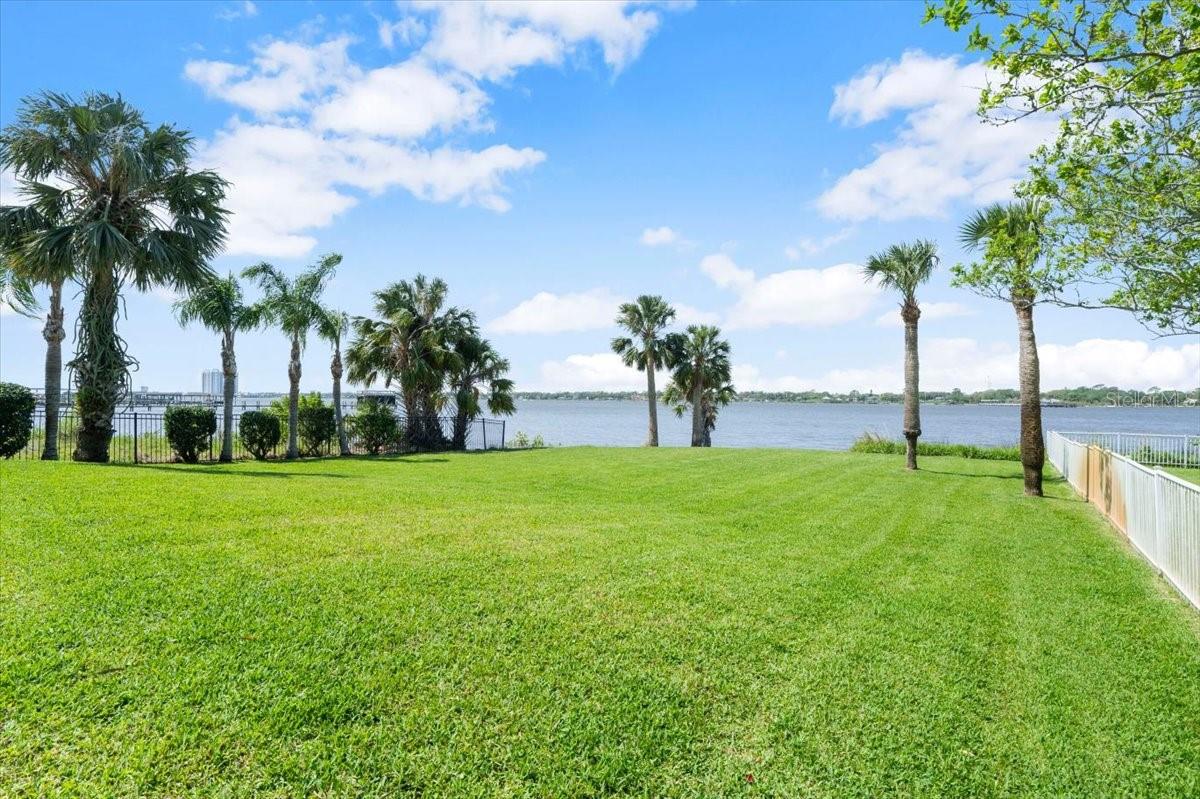 EL PINO PARQUE - Residential