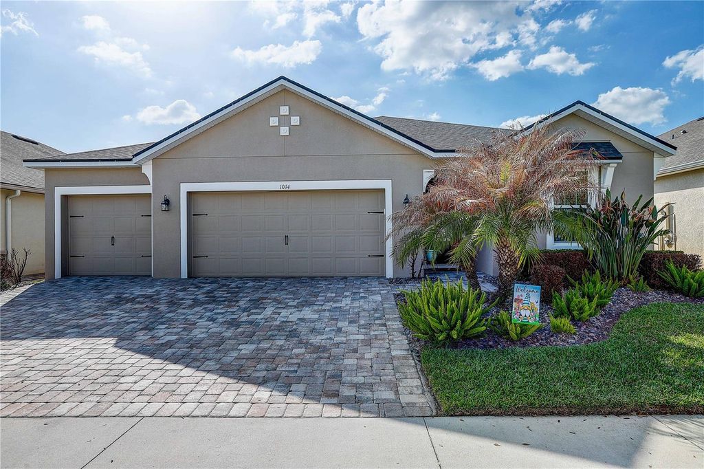 Photo of 1014 Night Song Street, Valrico, FL 33594 (MLS # TB8485080)